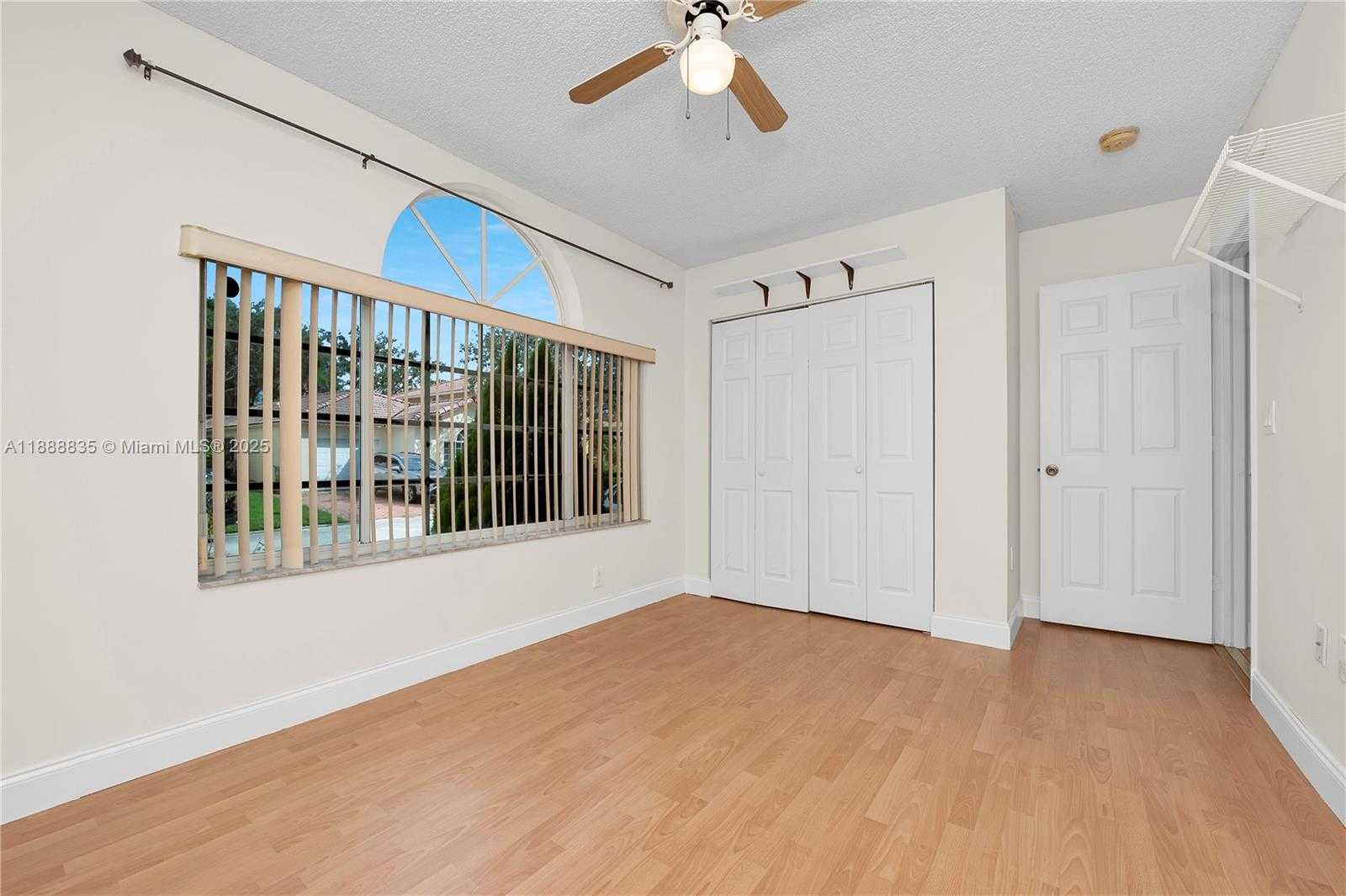 Small Image of 113 DANIELLE CT, Weston Number 13