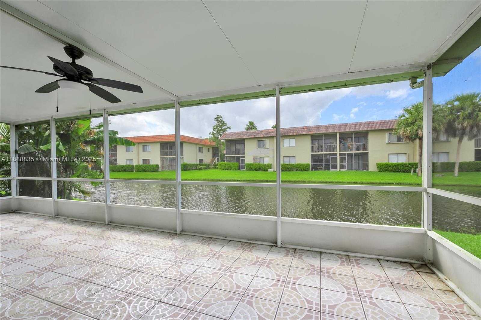 Small Image of 113 DANIELLE CT, Weston Number 5