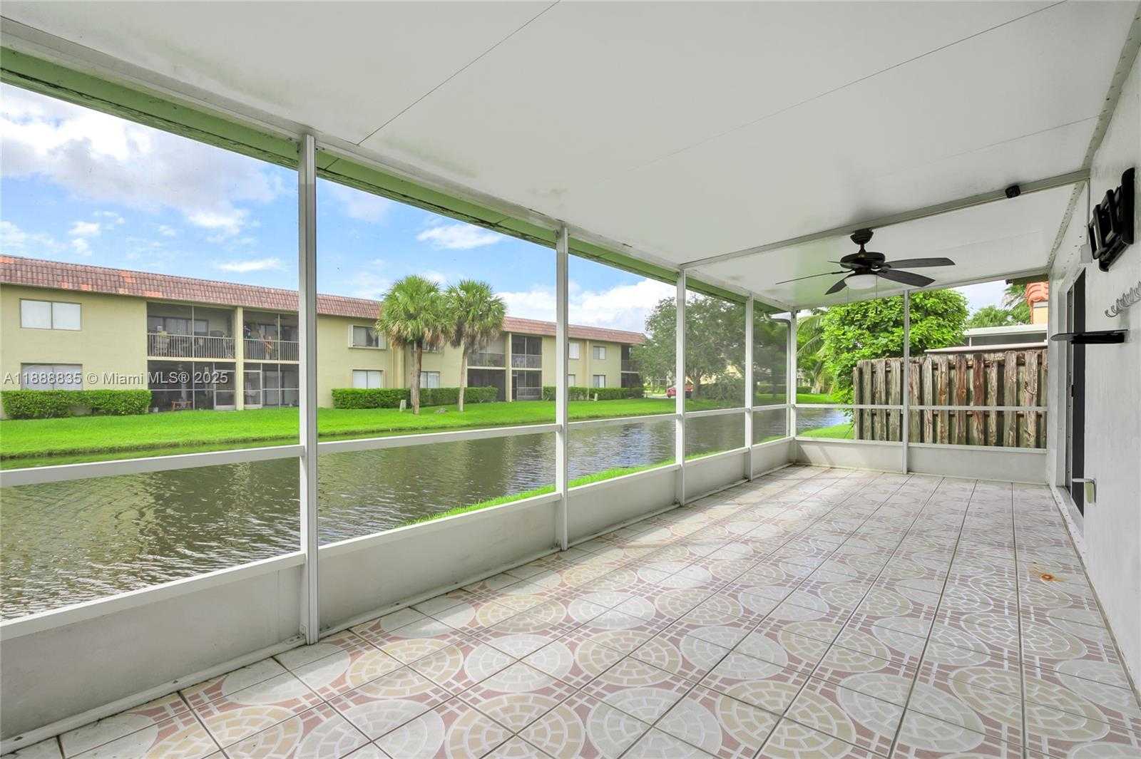 Small Image of 113 DANIELLE CT, Weston Number 6