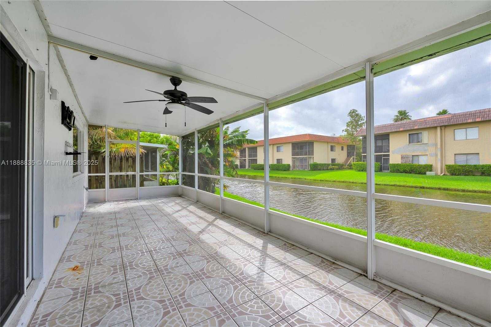 Small Image of 113 DANIELLE CT, Weston Number 7