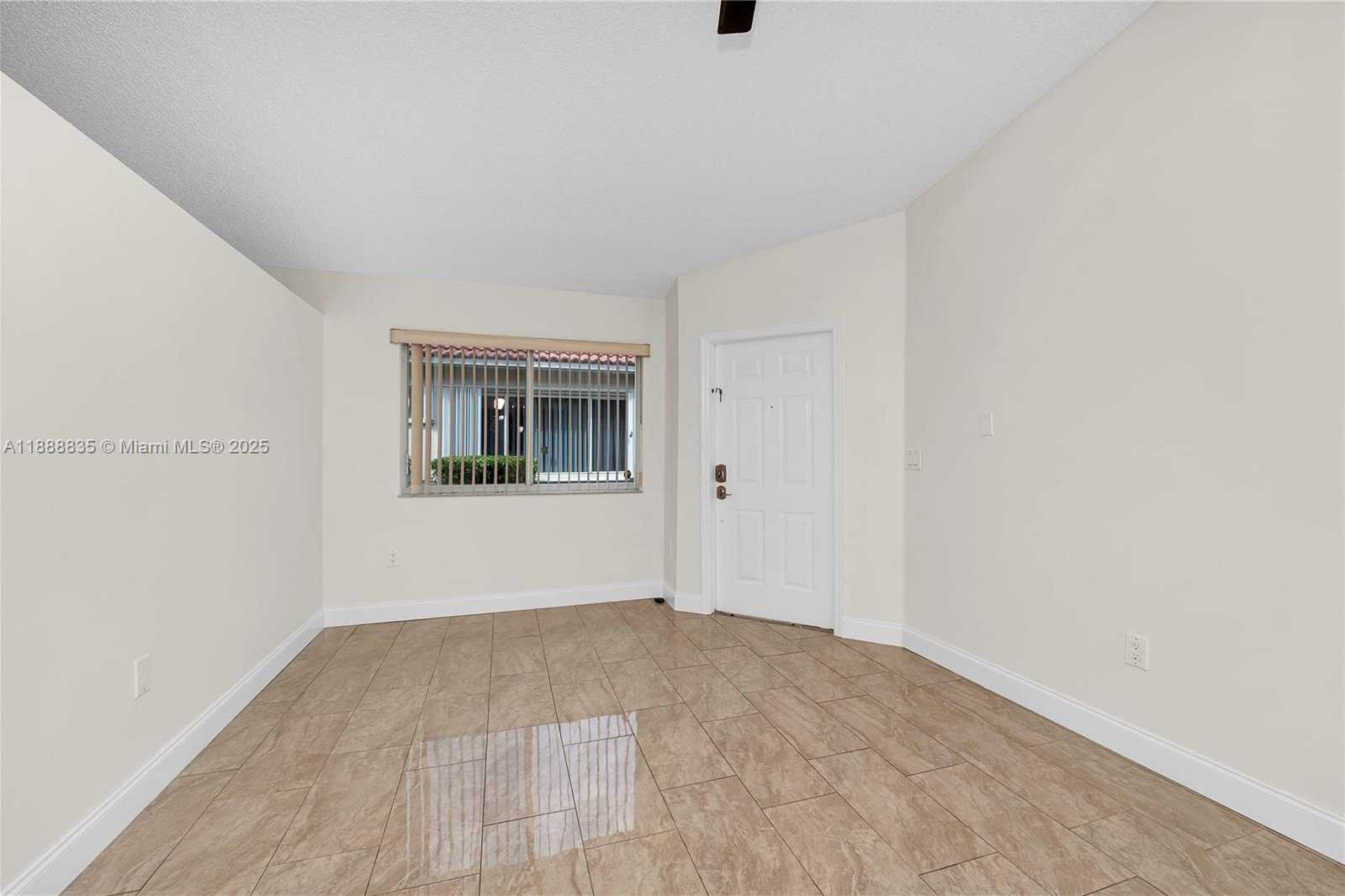 Small Image of 113 DANIELLE CT, Weston Number 9