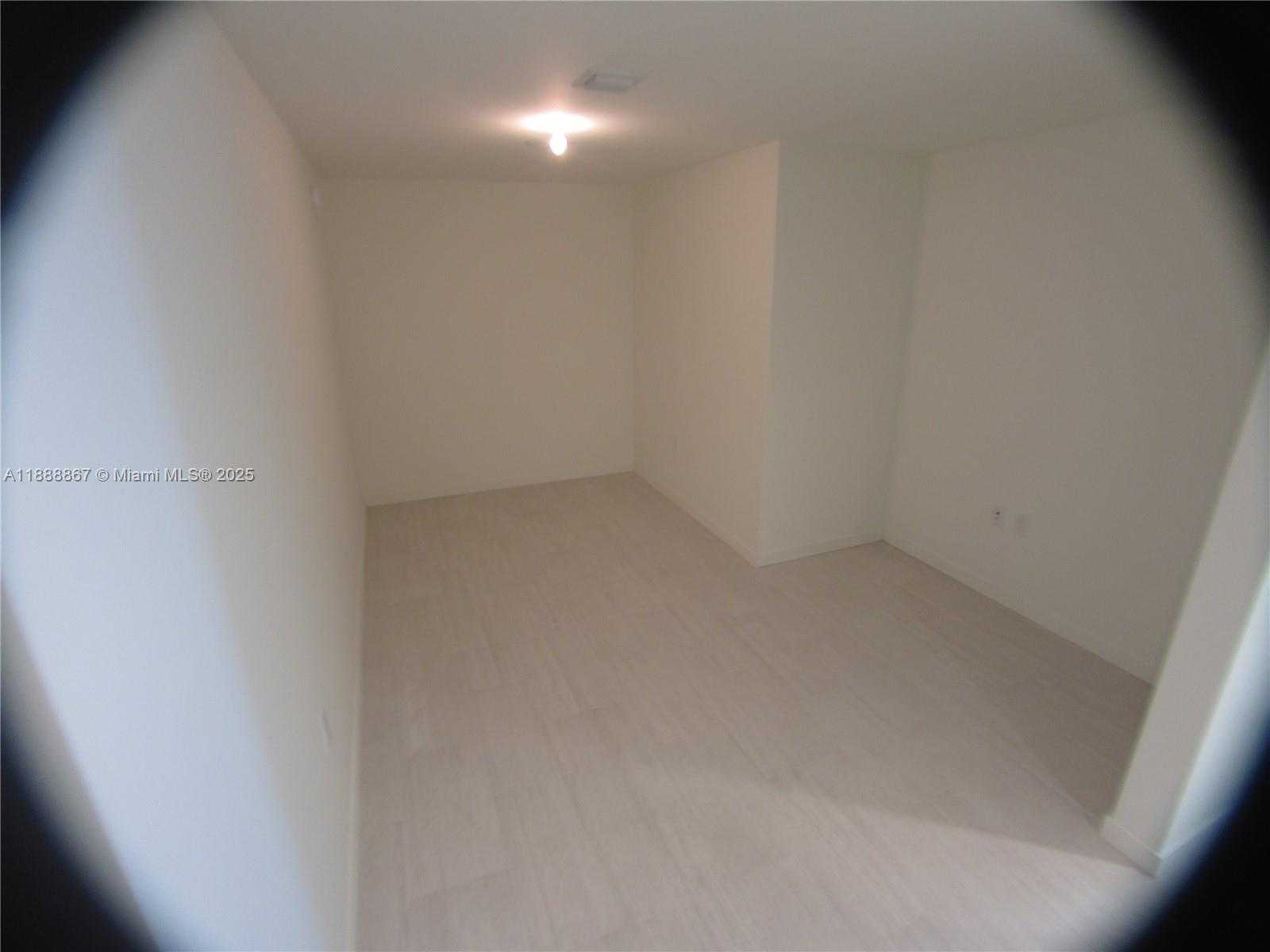 Small Image of 1000 BRICKELL PLZ #4805, Miami Number 15