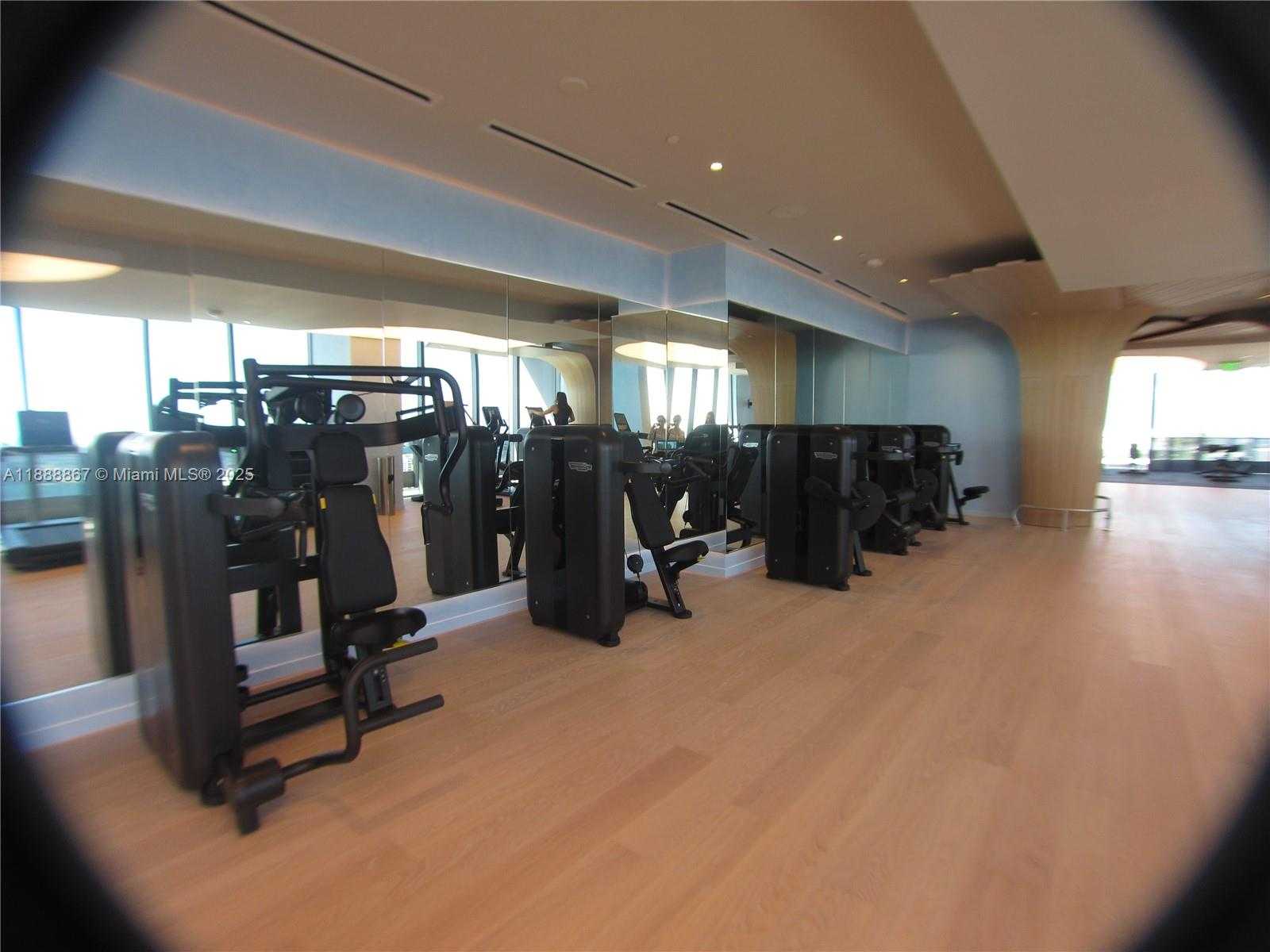 Small Image of 1000 BRICKELL PLZ #4805, Miami Number 26