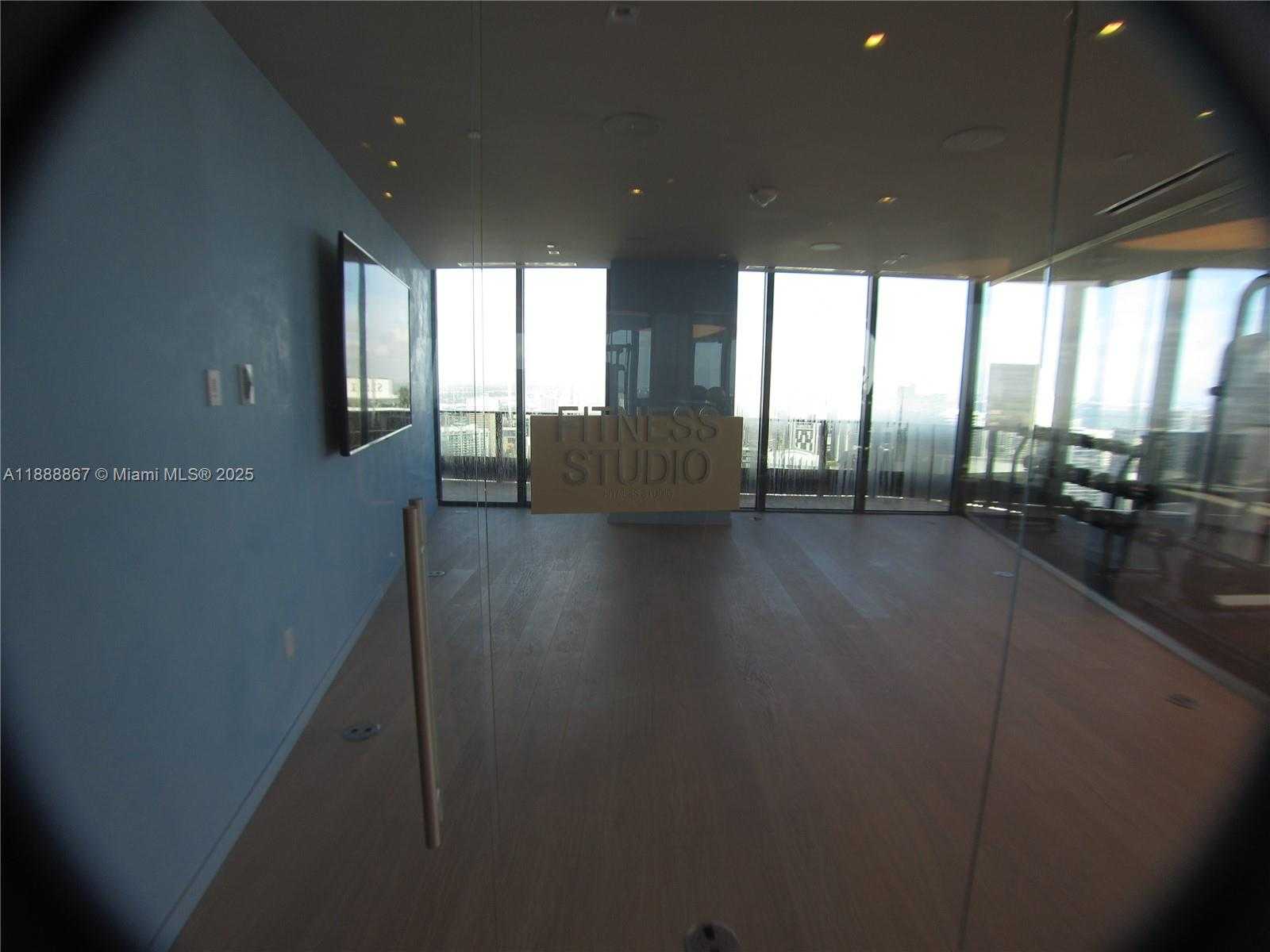 Small Image of 1000 BRICKELL PLZ #4805, Miami Number 28