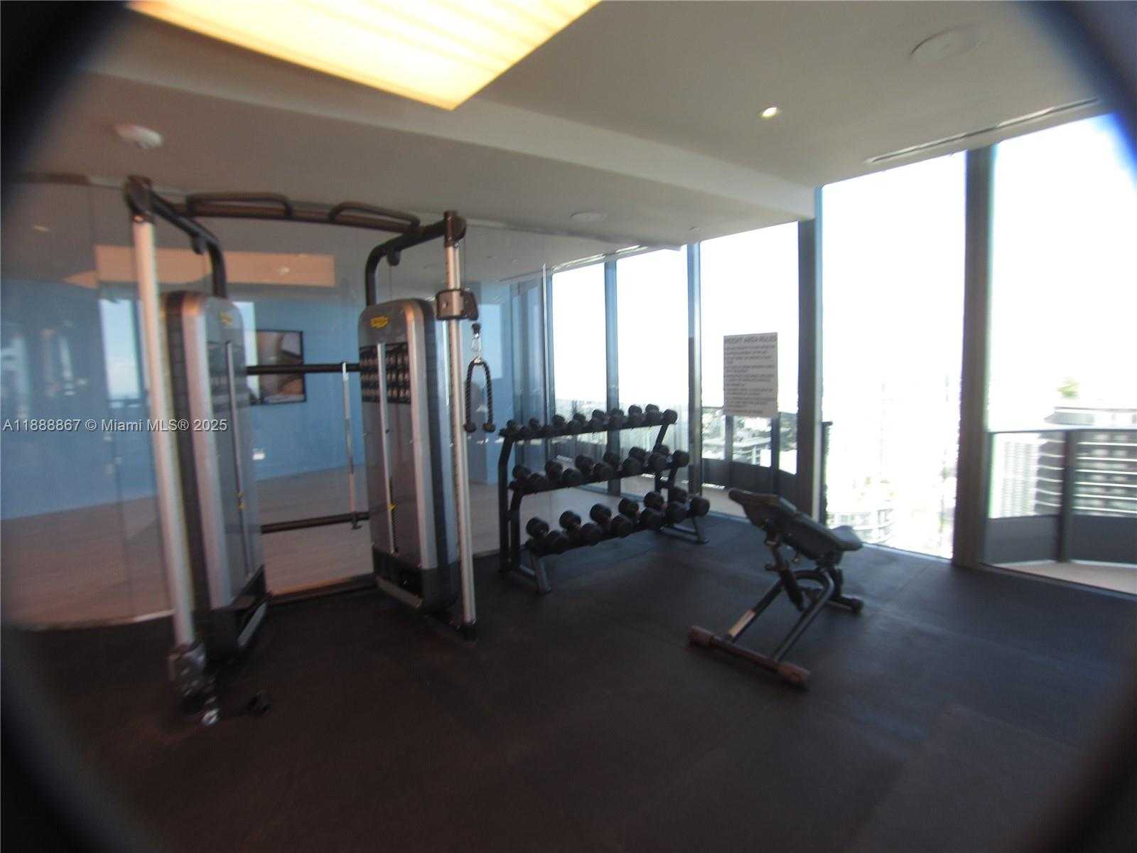Small Image of 1000 BRICKELL PLZ #4805, Miami Number 31