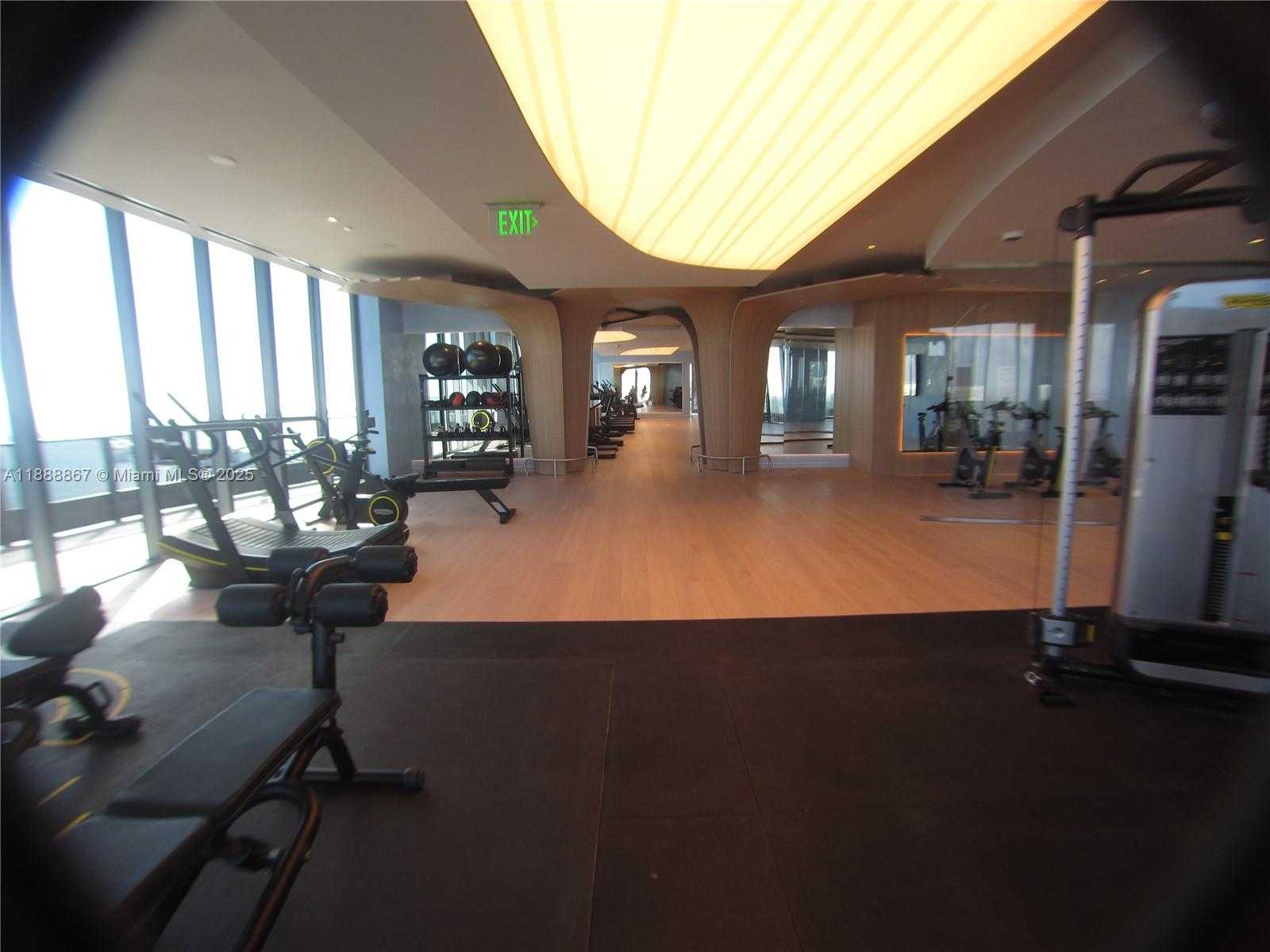 Small Image of 1000 BRICKELL PLZ #4805, Miami Number 32