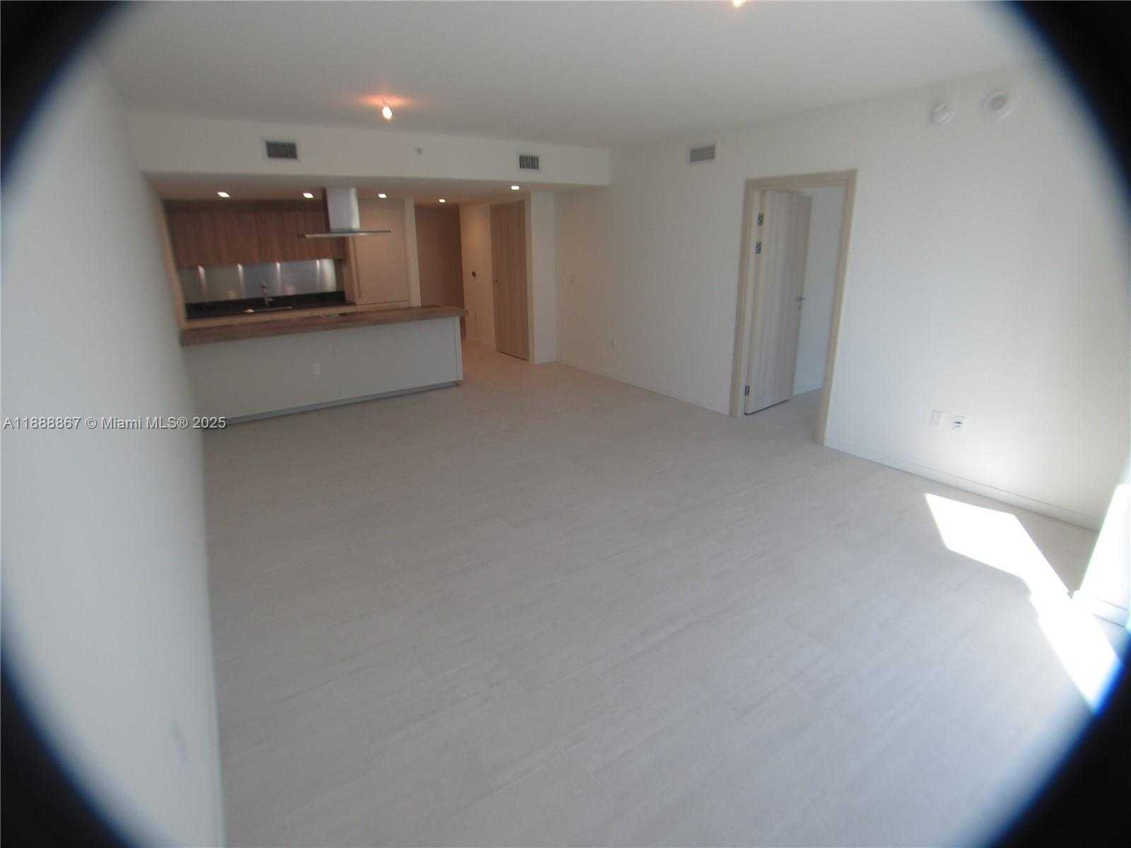 Small Image of 1000 BRICKELL PLZ #4805, Miami Number 5