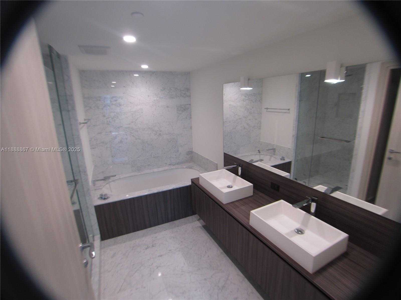 Small Image of 1000 BRICKELL PLZ #4805, Miami Number 9