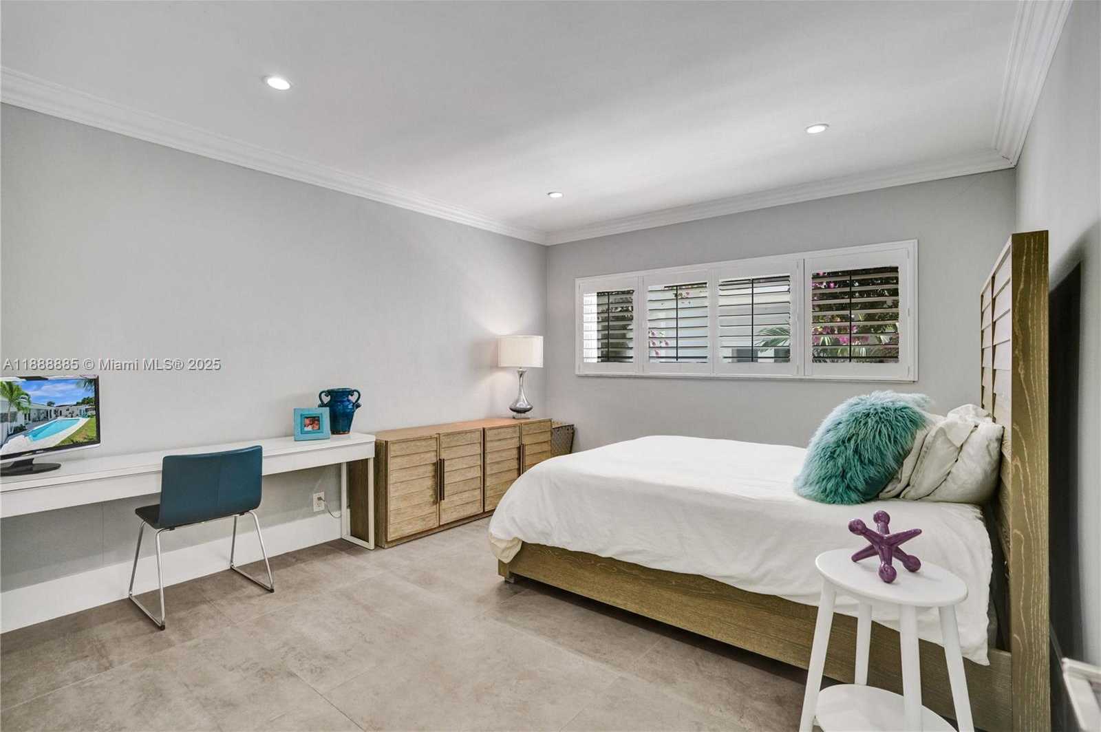 Small Image of 4705 GRANADA BLVD, Coral Gables Number 21