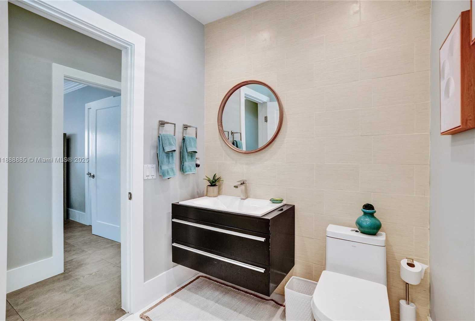 Small Image of 4705 GRANADA BLVD, Coral Gables Number 22