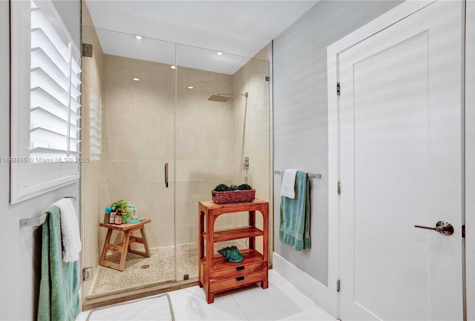 Small Image of 4705 GRANADA BLVD, Coral Gables Number 23
