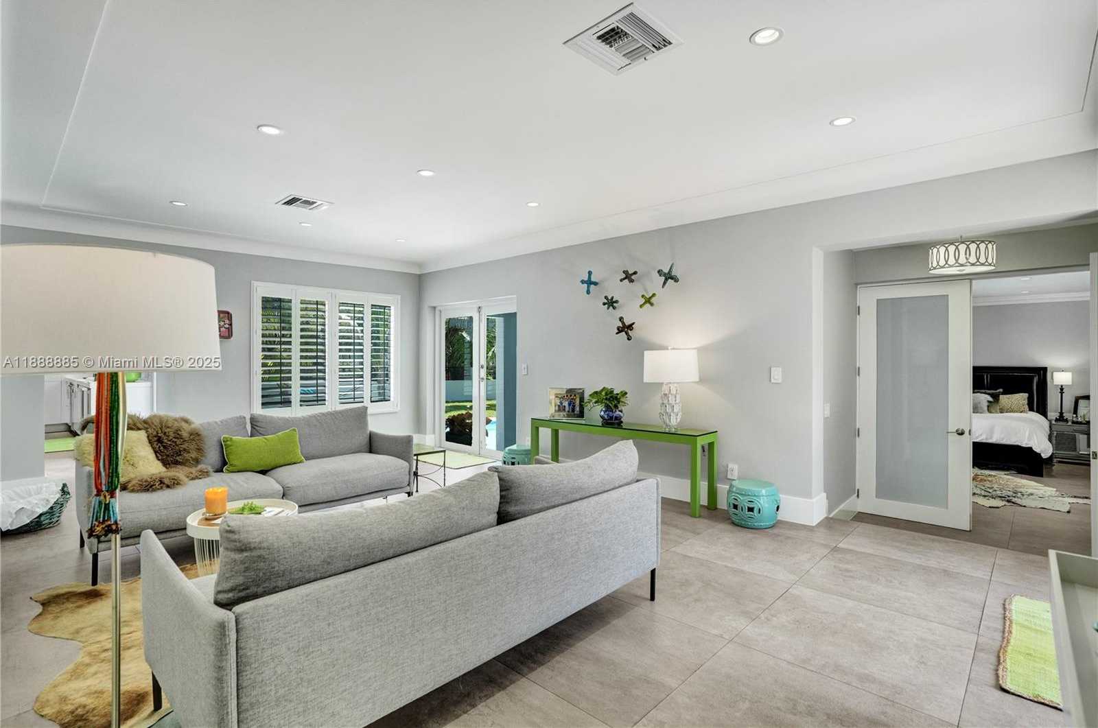 Small Image of 4705 GRANADA BLVD, Coral Gables Number 34