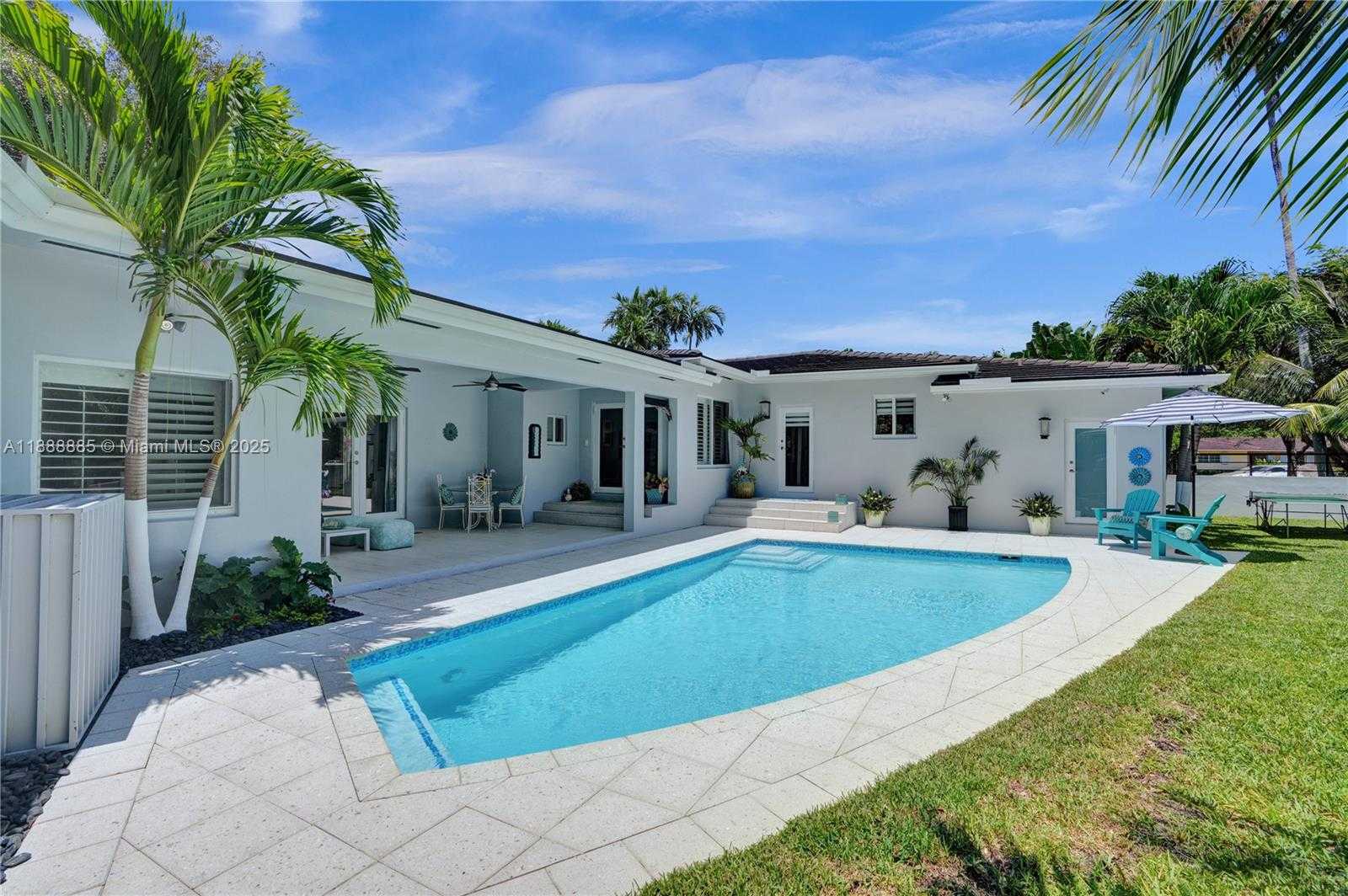 Small Image of 4705 GRANADA BLVD, Coral Gables Number 39