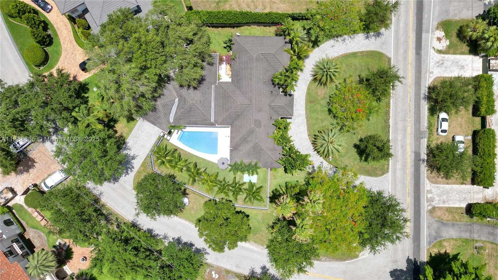 Small Image of 4705 GRANADA BLVD, Coral Gables Number 45