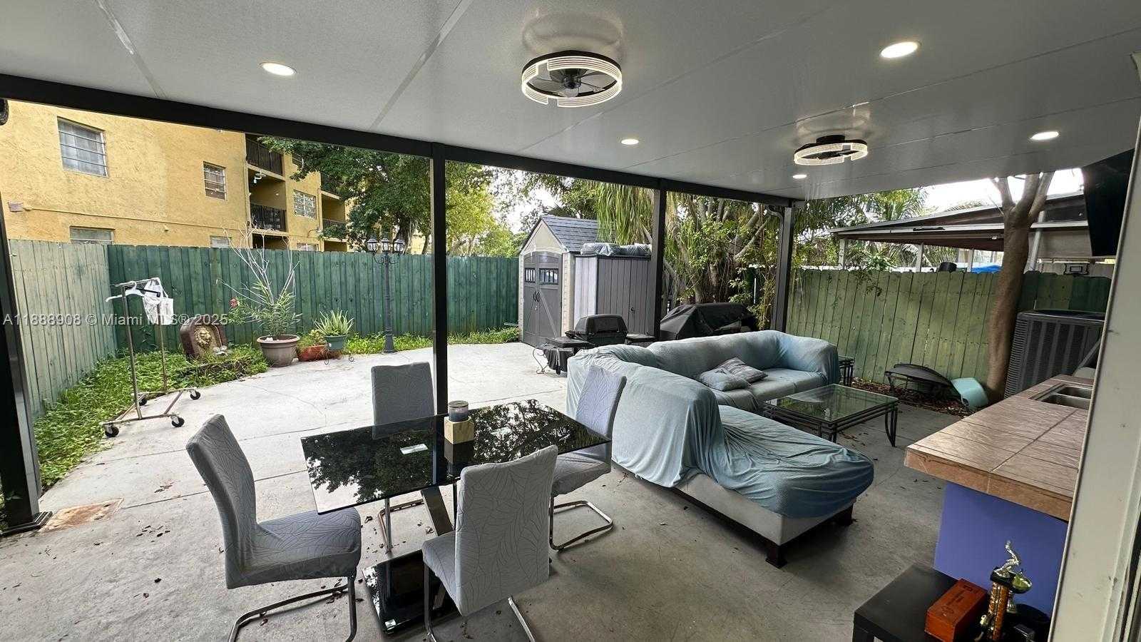 Small Image of 15430 SOUTH WEST 81ST CIR LN #85, Miami Number 14