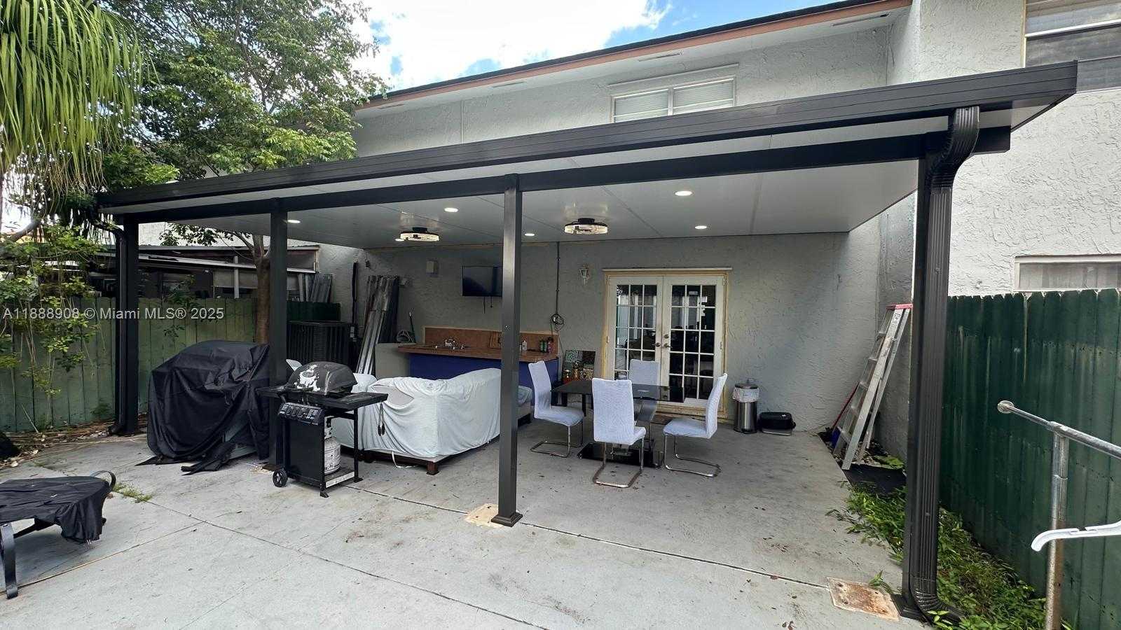 Small Image of 15430 SOUTH WEST 81ST CIR LN #85, Miami Number 15