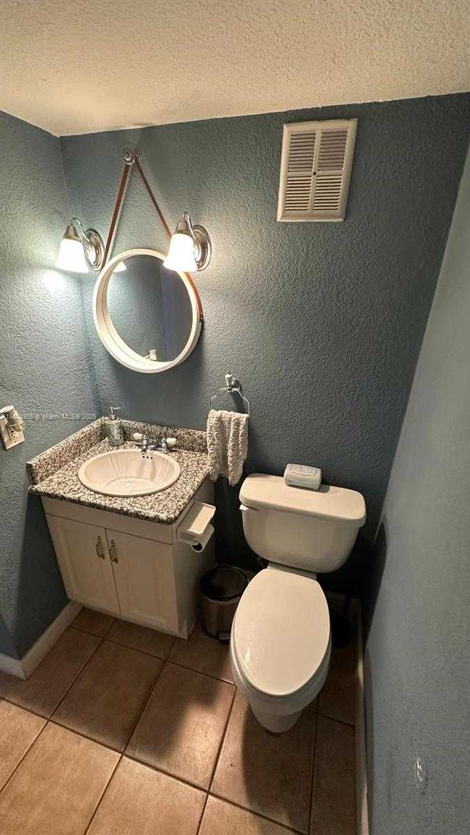 Small Image of 15430 SOUTH WEST 81ST CIR LN #85, Miami Number 17