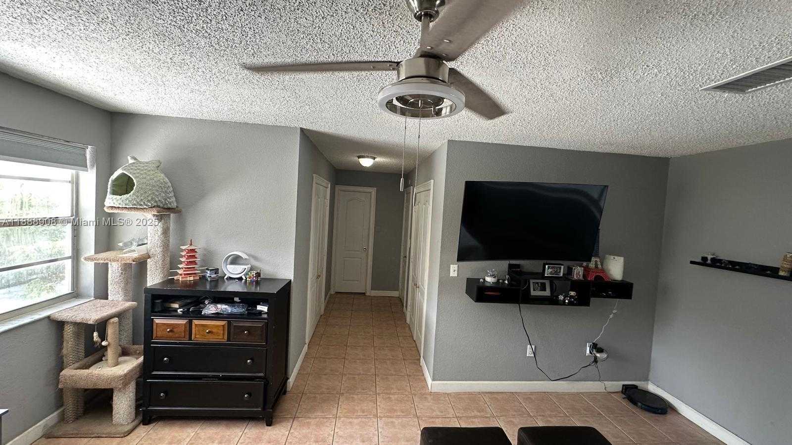 Small Image of 15430 SOUTH WEST 81ST CIR LN #85, Miami Number 28