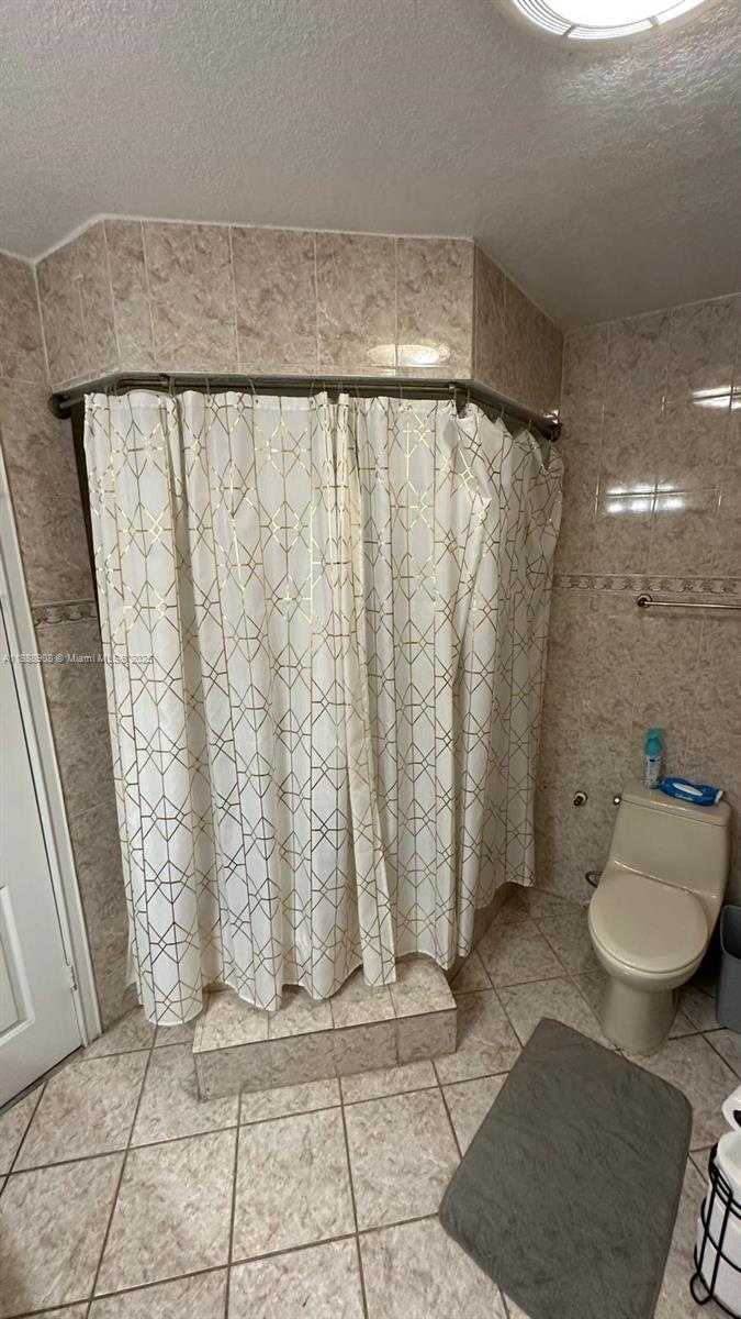 Small Image of 15430 SOUTH WEST 81ST CIR LN #85, Miami Number 31