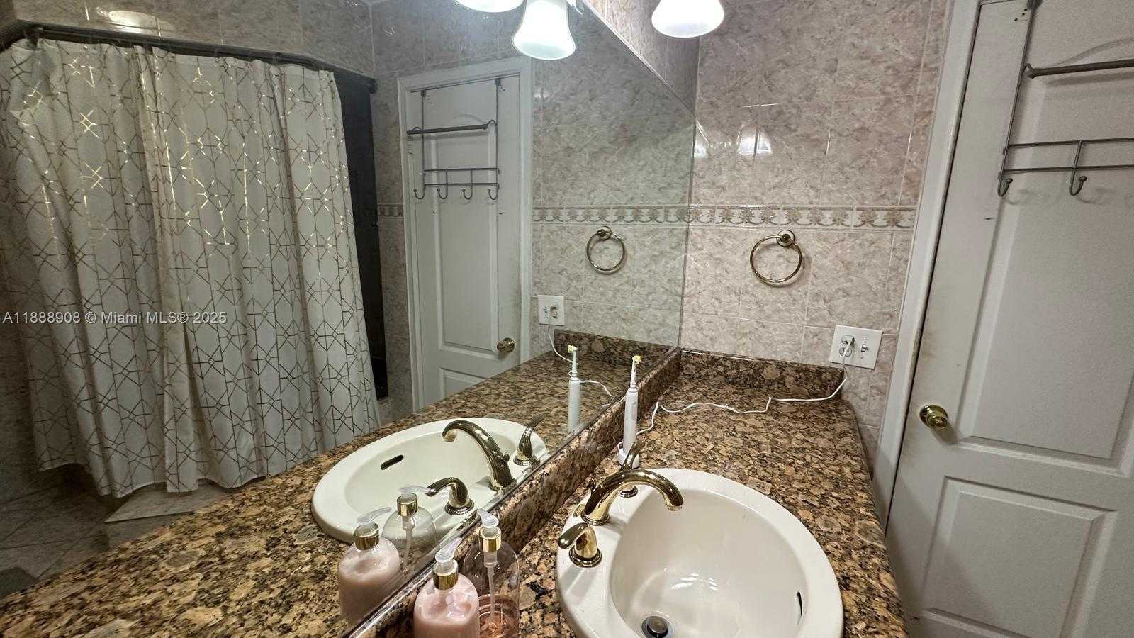 Small Image of 15430 SOUTH WEST 81ST CIR LN #85, Miami Number 32