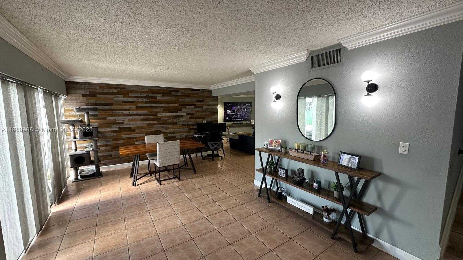 Small Image of 15430 SOUTH WEST 81ST CIR LN #85, Miami Number 4