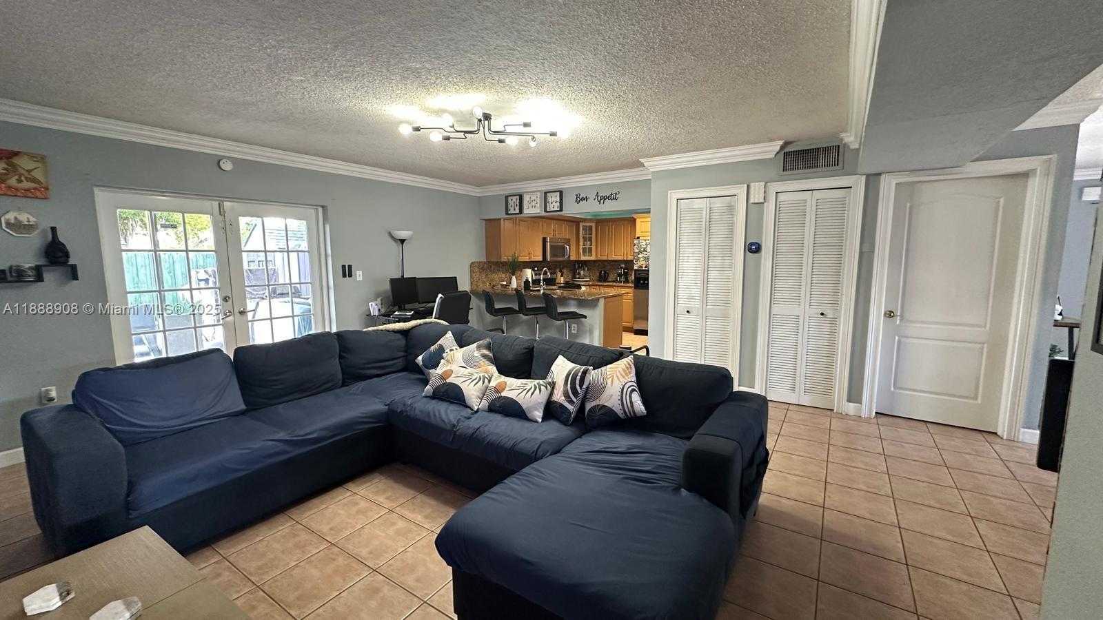 Small Image of 15430 SOUTH WEST 81ST CIR LN #85, Miami Number 7