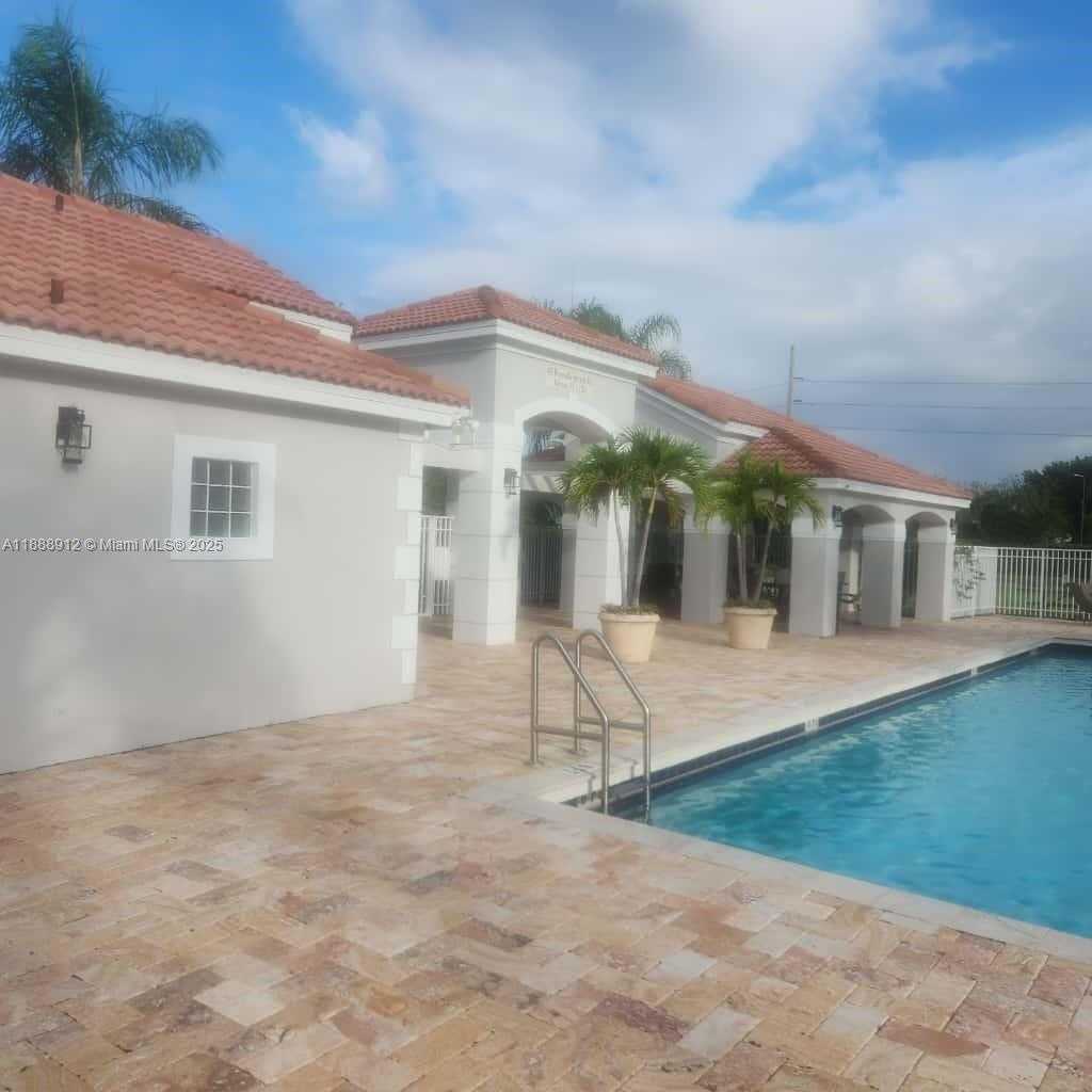Small Image of 577 BRIDGETON RD #577, Weston Number 15
