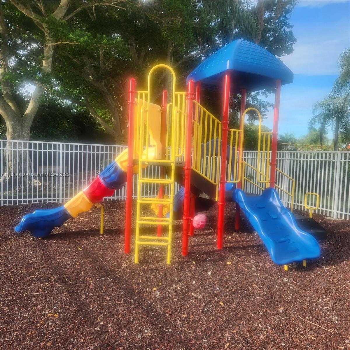 Small Image of 577 BRIDGETON RD #577, Weston Number 17