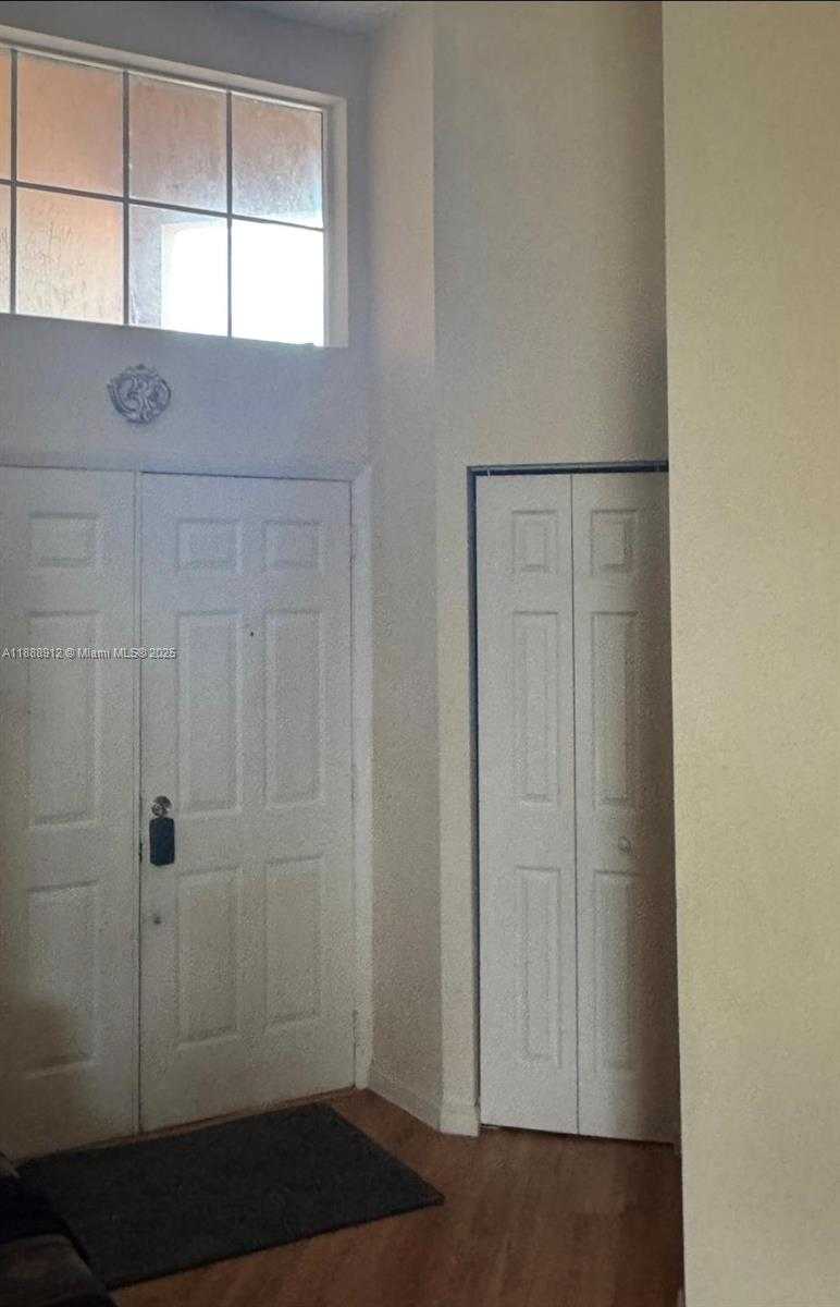 Small Image of 577 BRIDGETON RD #577, Weston Number 4