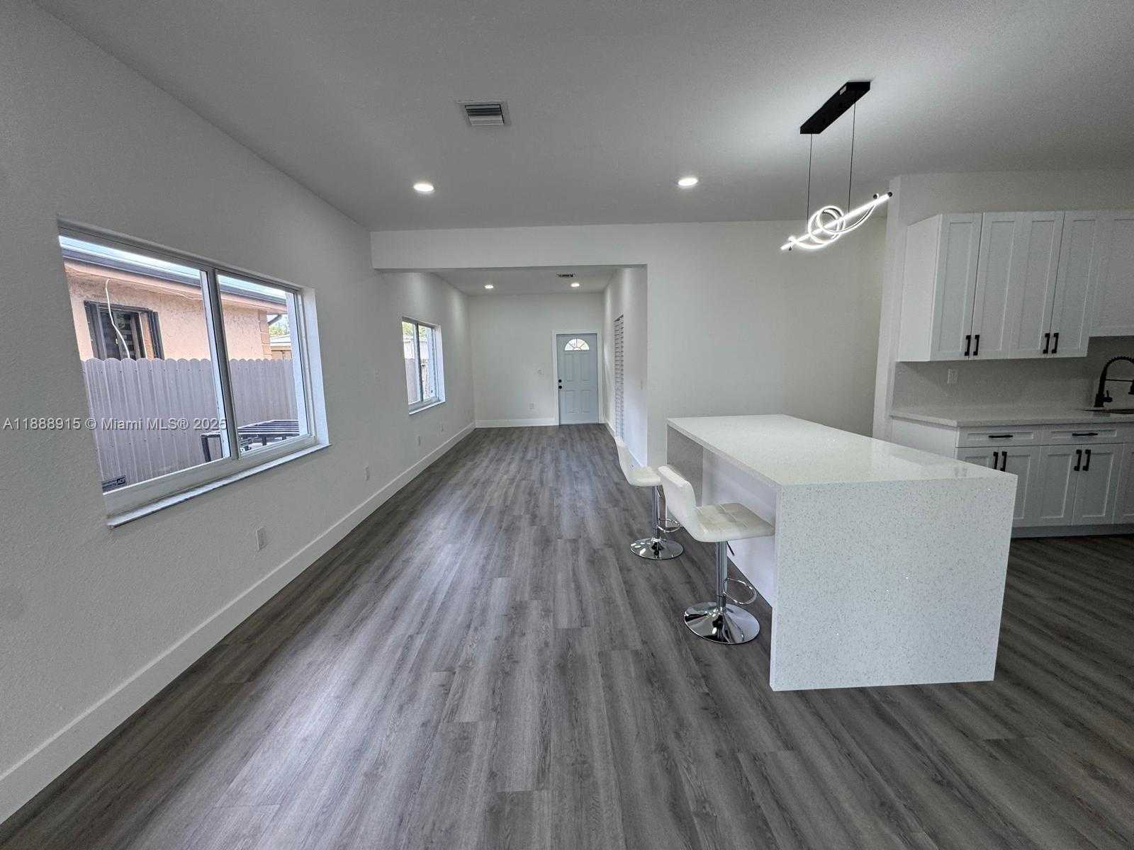 Small Image of 3039 NORTH WEST 51ST TER, Miami Number 7