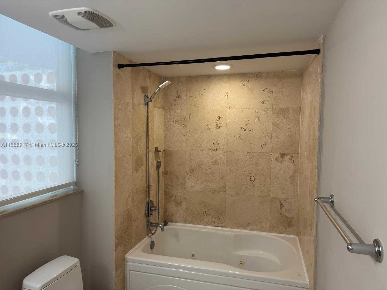 Small Image of 41 SOUTH EAST 5TH ST #501, Miami Number 20