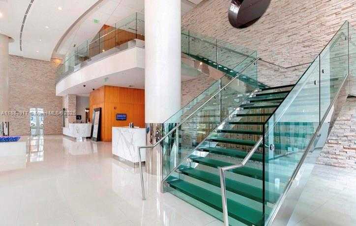 Small Image of 41 SOUTH EAST 5TH ST #501, Miami Number 3