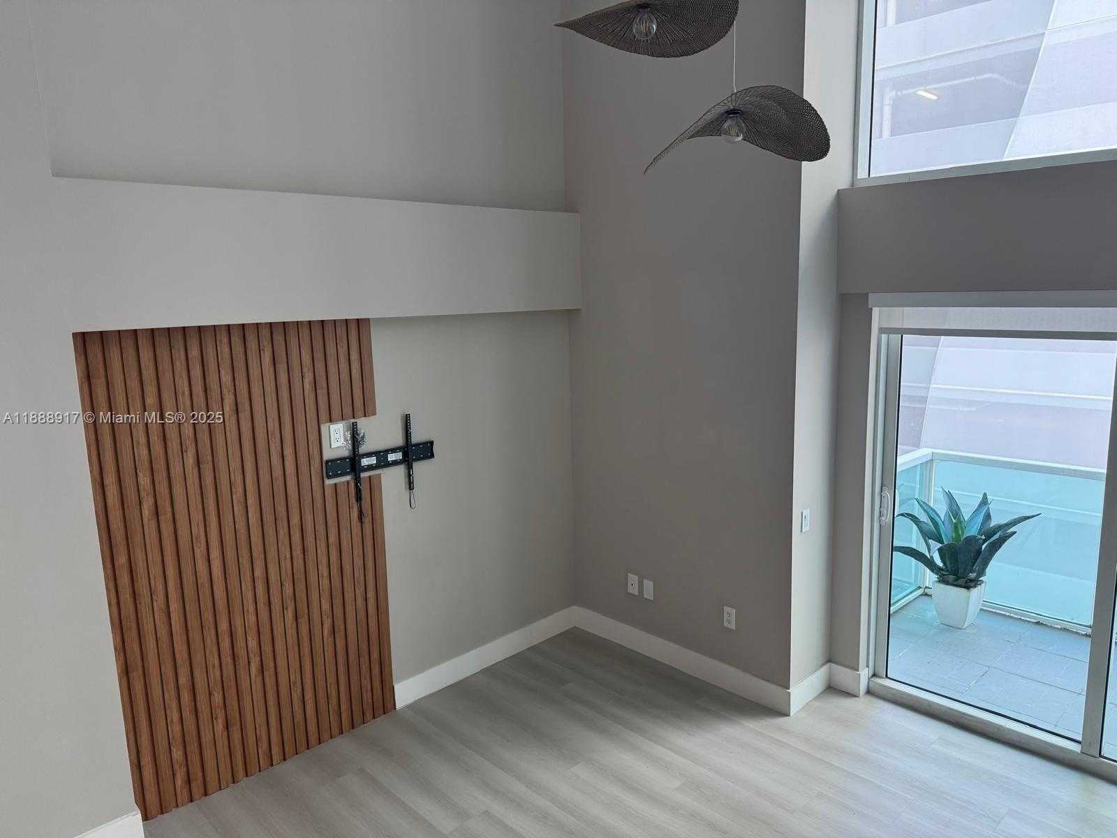 Small Image of 41 SOUTH EAST 5TH ST #501, Miami Number 7