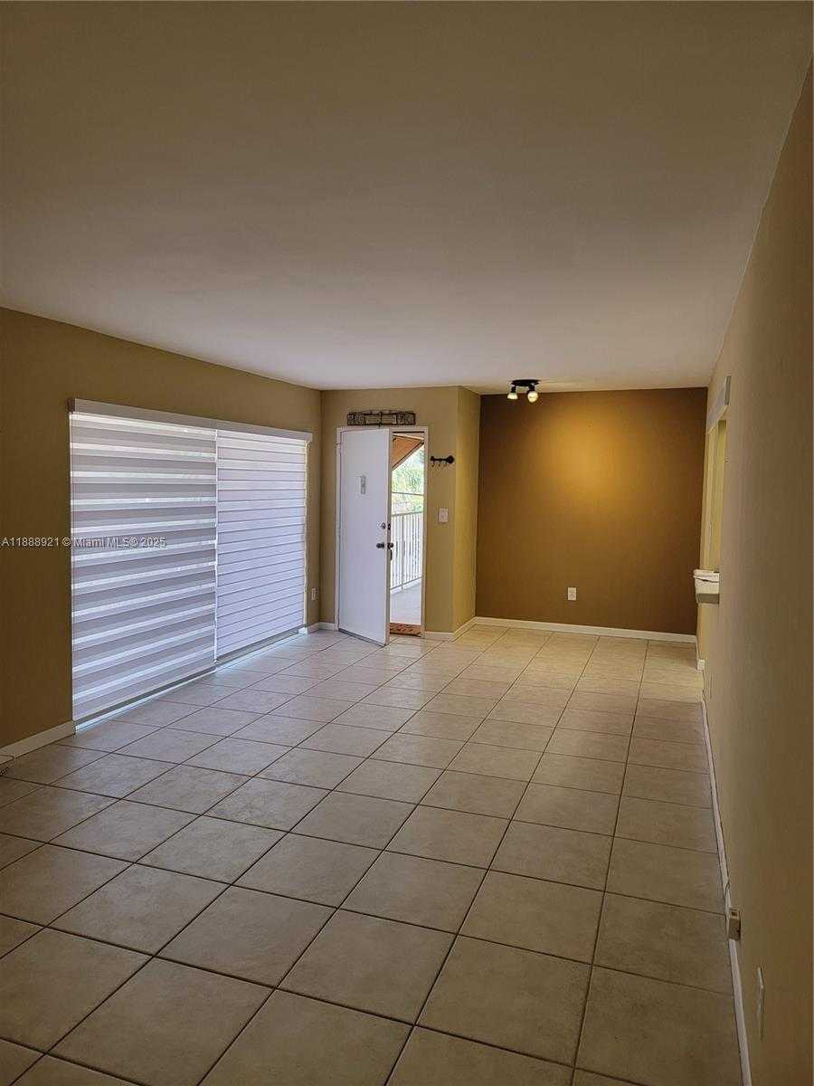 Small Image of 4440 NORTH WEST 79TH AVE #2G, Doral Number 4
