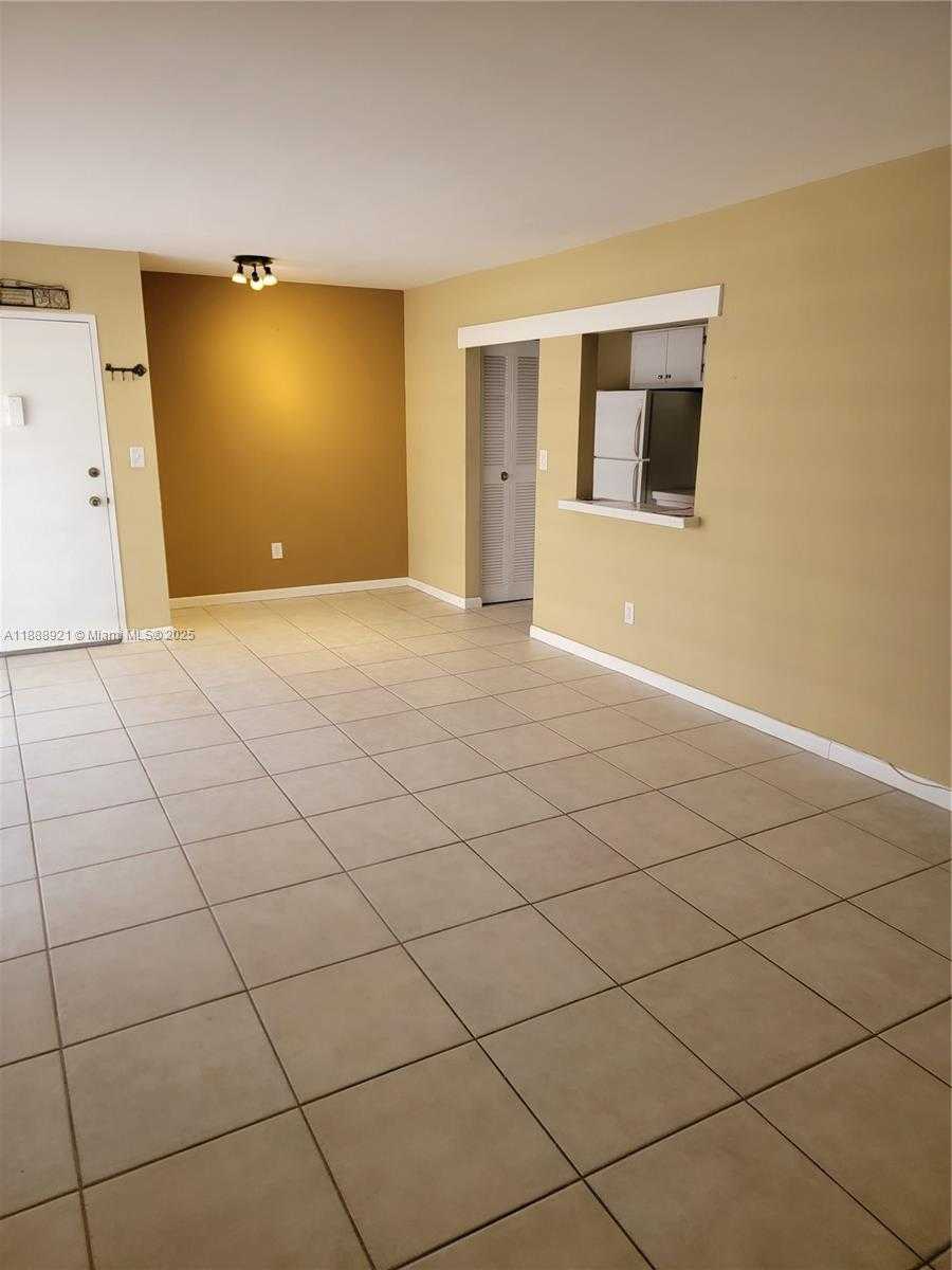 Small Image of 4440 NORTH WEST 79TH AVE #2G, Doral Number 6
