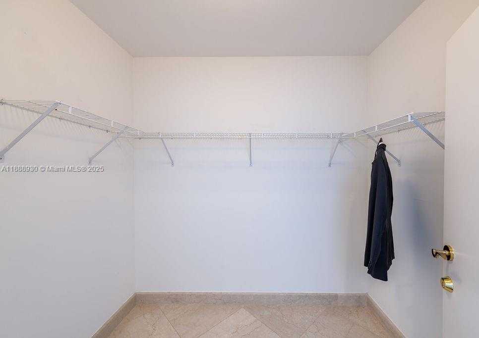 Small Image of 4779 COLLINS AVE #2206, Miami Beach Number 13