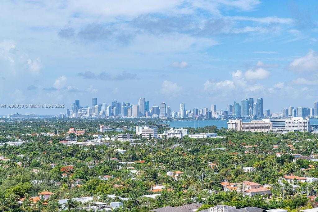 Small Image of 4779 COLLINS AVE #2206, Miami Beach Number 26