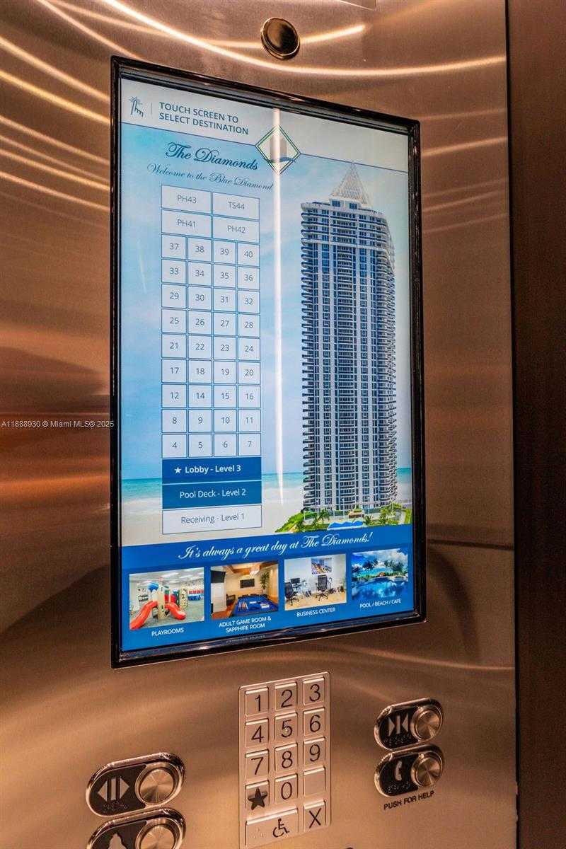 Small Image of 4779 COLLINS AVE #2206, Miami Beach Number 37