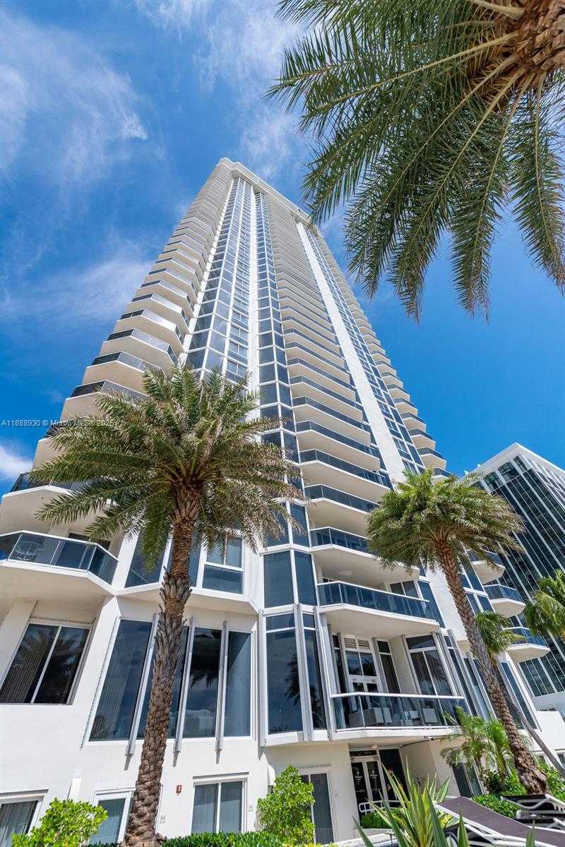 Small Image of 4779 COLLINS AVE #2206, Miami Beach Number 43