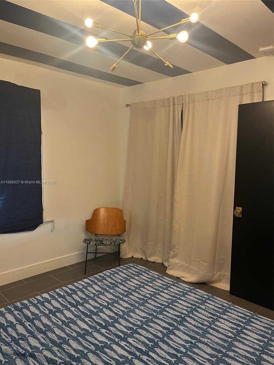Small Image of 3220 POINSETTIA AVE #1, West Palm Beach Number 31