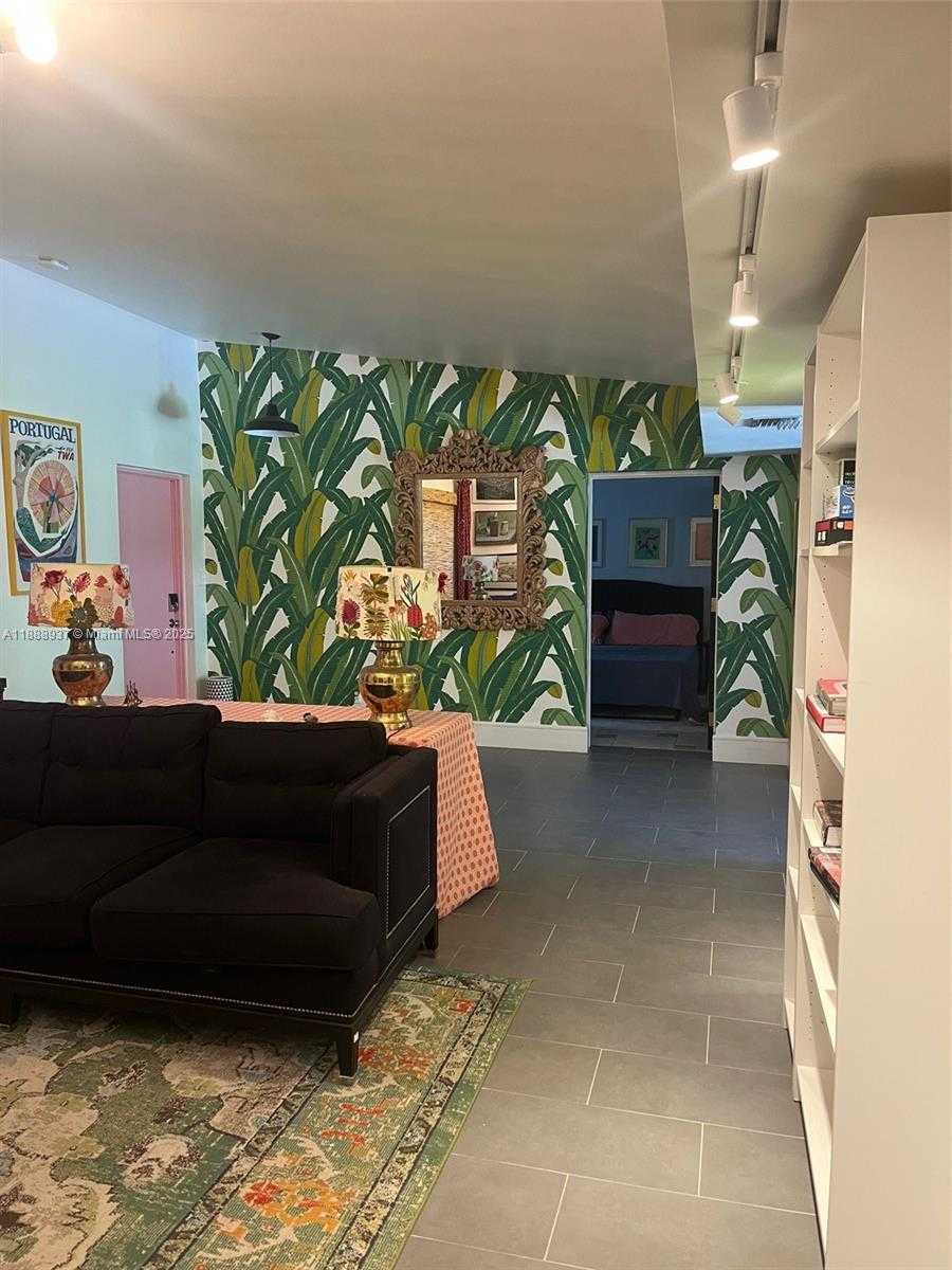 Small Image of 3220 POINSETTIA AVE #1, West Palm Beach Number 9