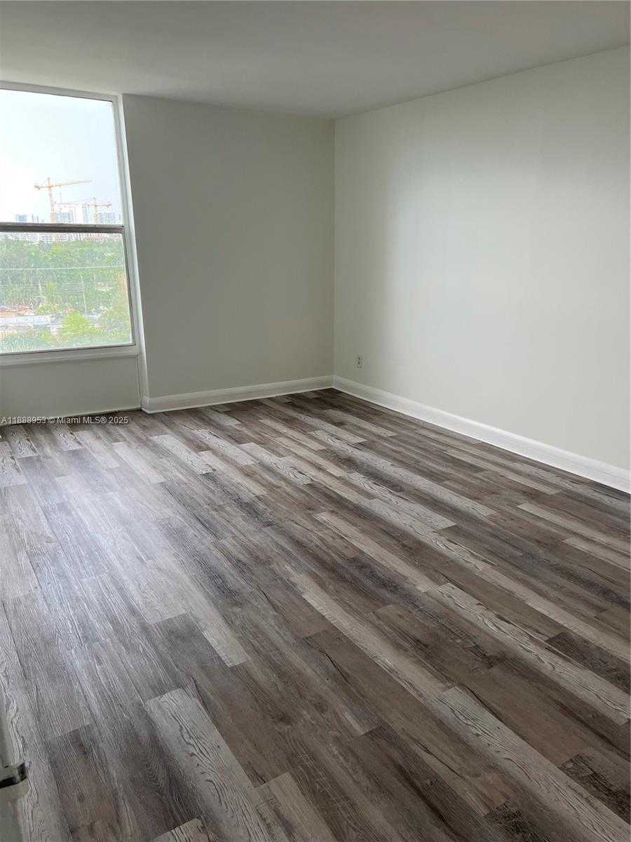 Small Image of 2020 NORTH EAST 135TH ST #711, North Miami Number 10