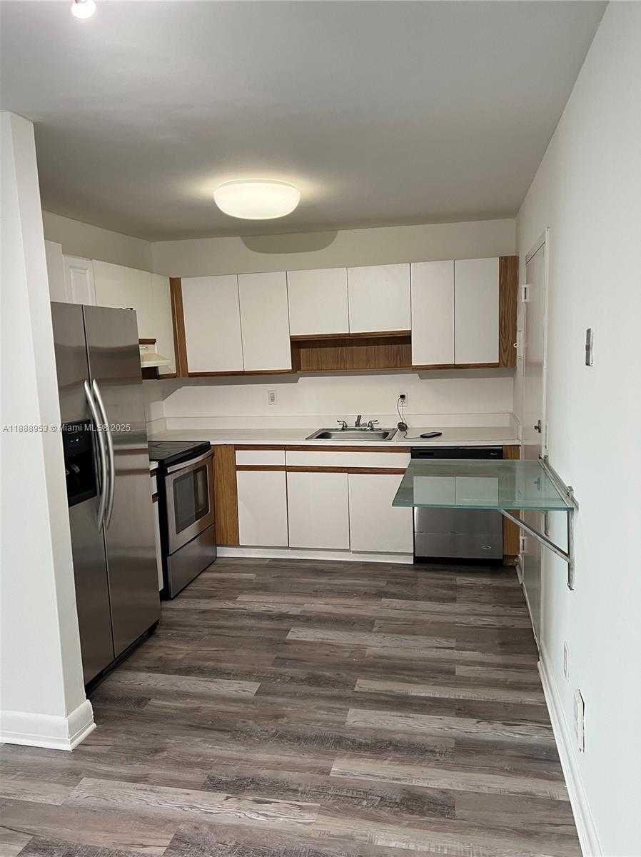 Small Image of 2020 NORTH EAST 135TH ST #711, North Miami Number 2