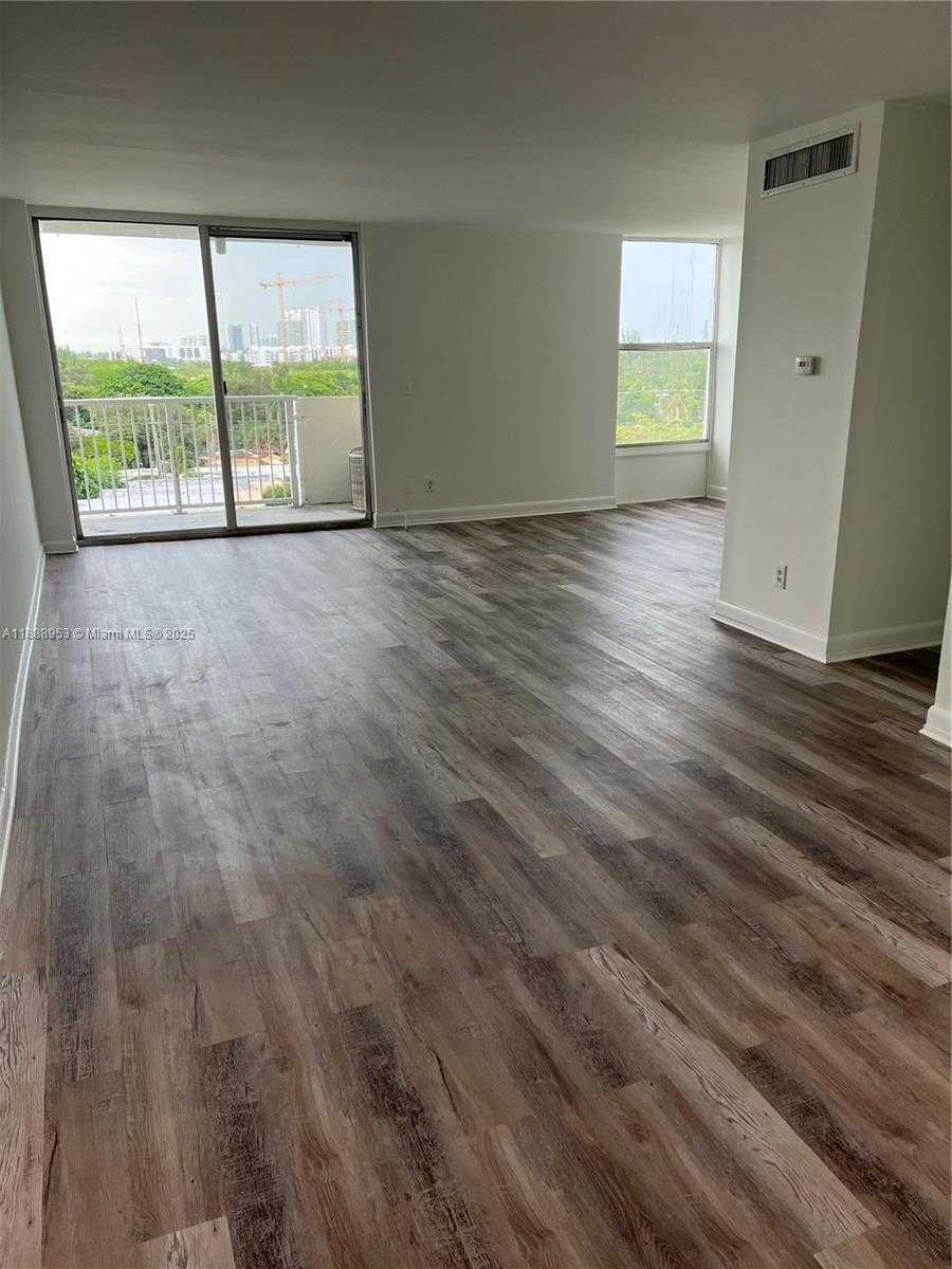 Small Image of 2020 NORTH EAST 135TH ST #711, North Miami Number 5