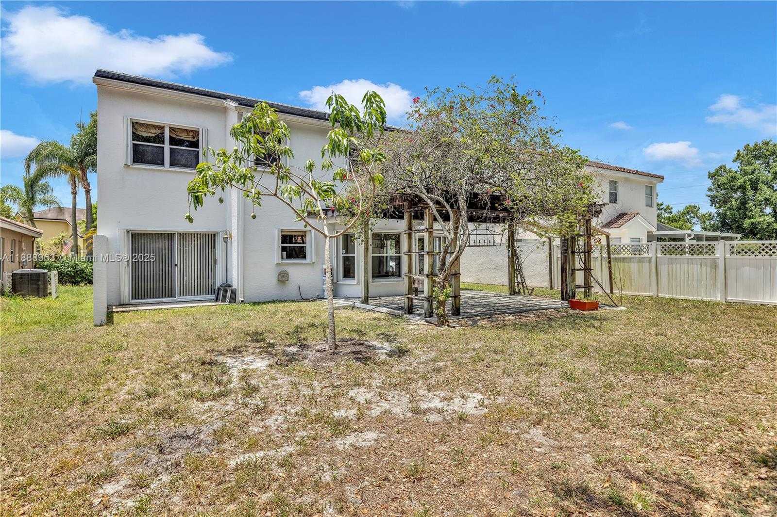 Small Image of 10766 CRESCENDO CIR #x, Boca Raton Number 4