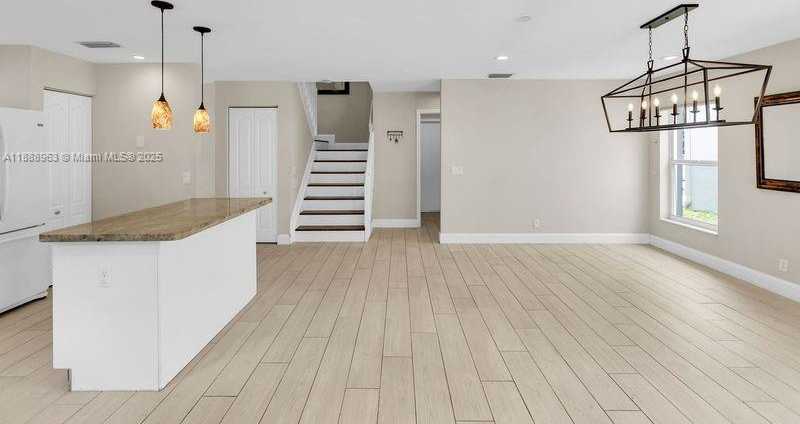 Small Image of 10766 CRESCENDO CIR #x, Boca Raton Number 40