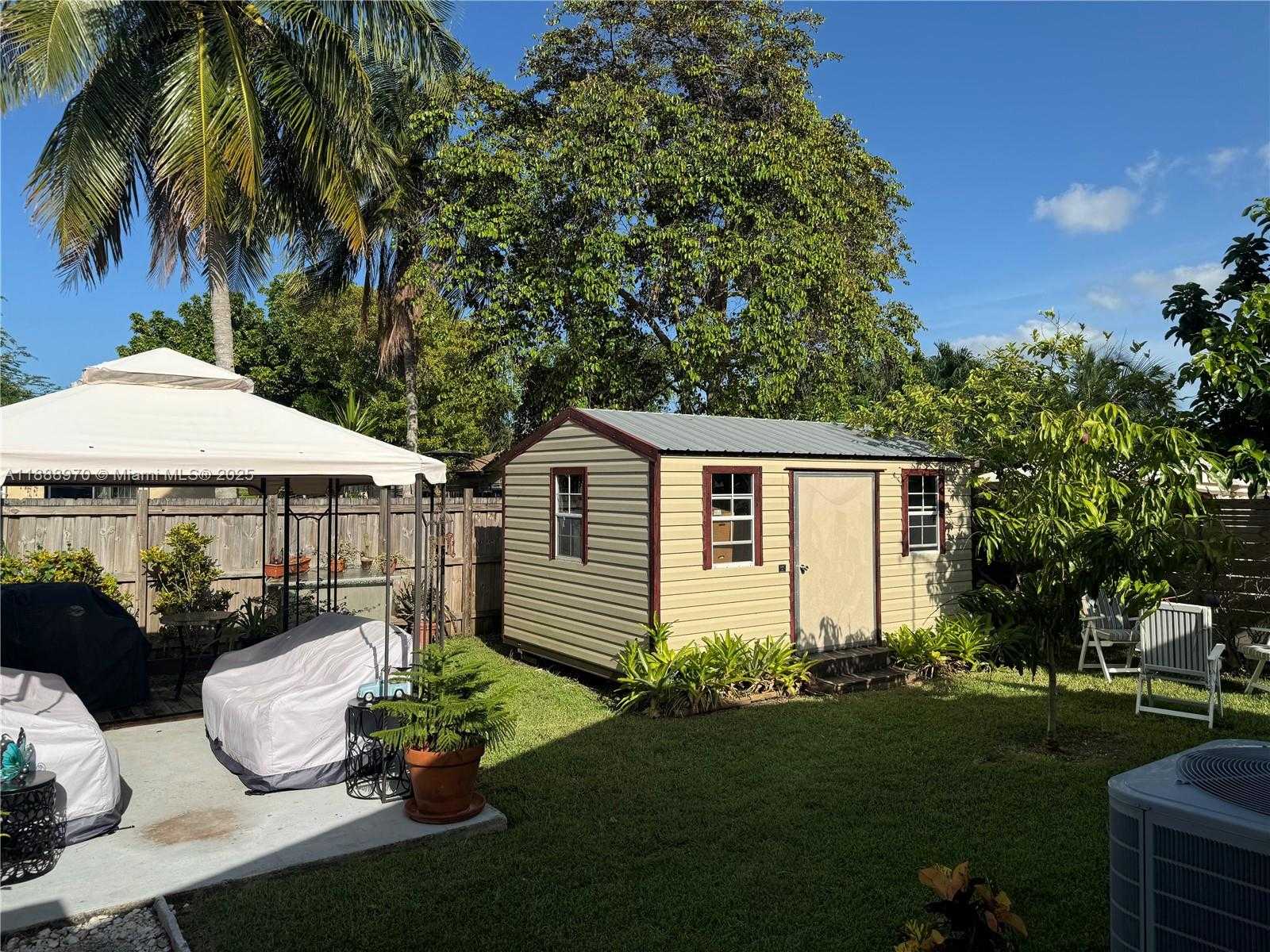 Small Image of 26553 SOUTH WEST 125TH CT, Homestead Number 13