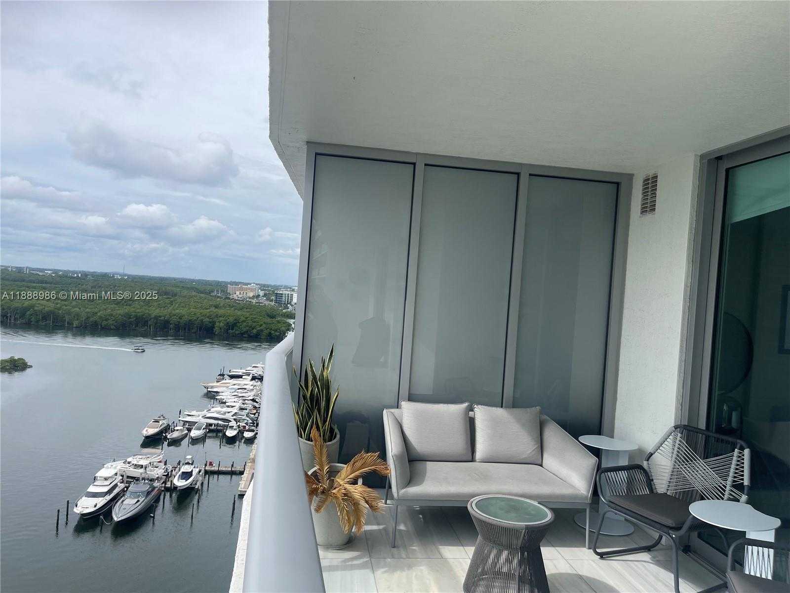 Small Image of Sunny Isles Beach Number 6