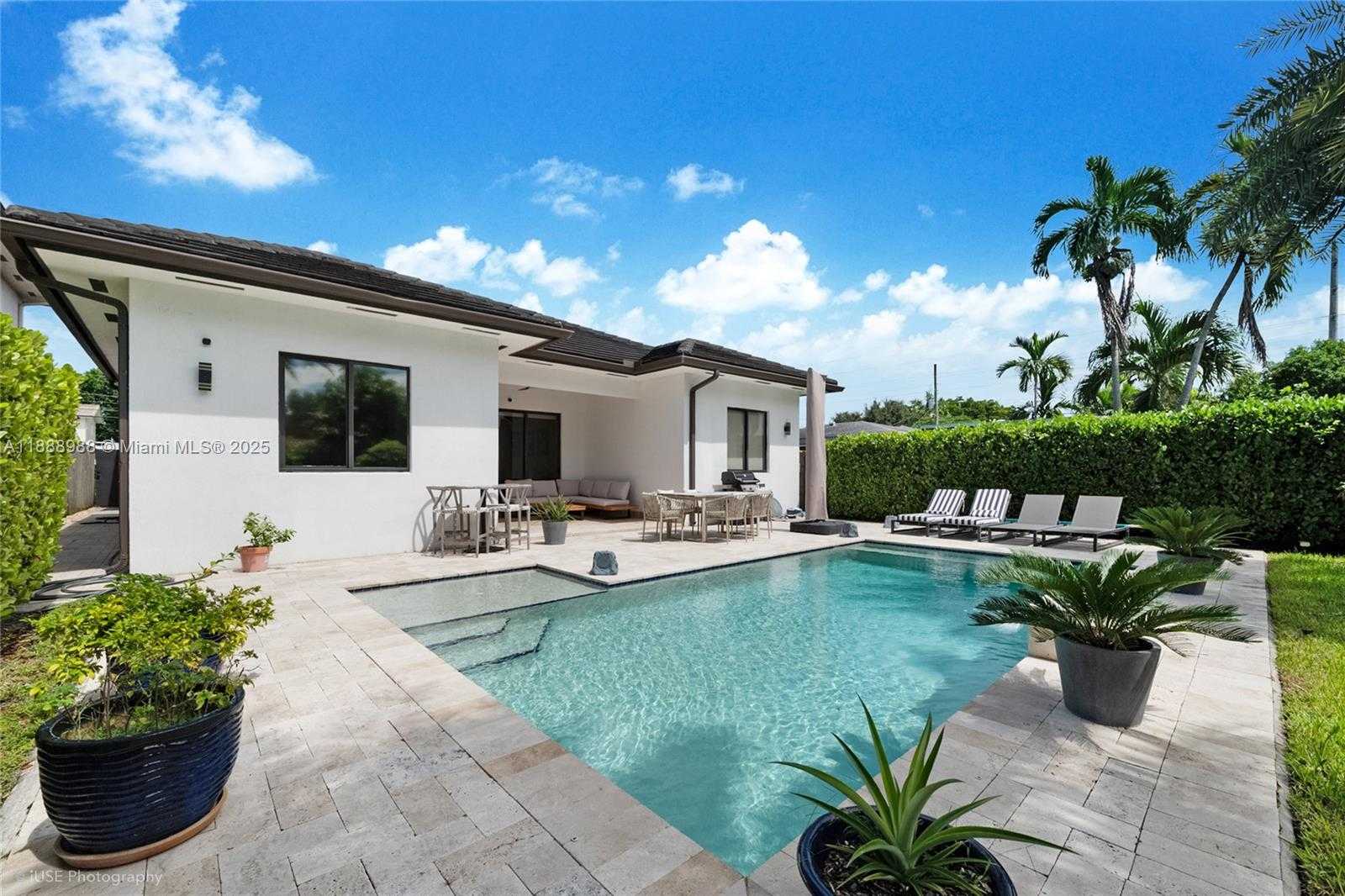 Small Image of 6236 SOUTH WEST 26TH ST, Miami Number 22