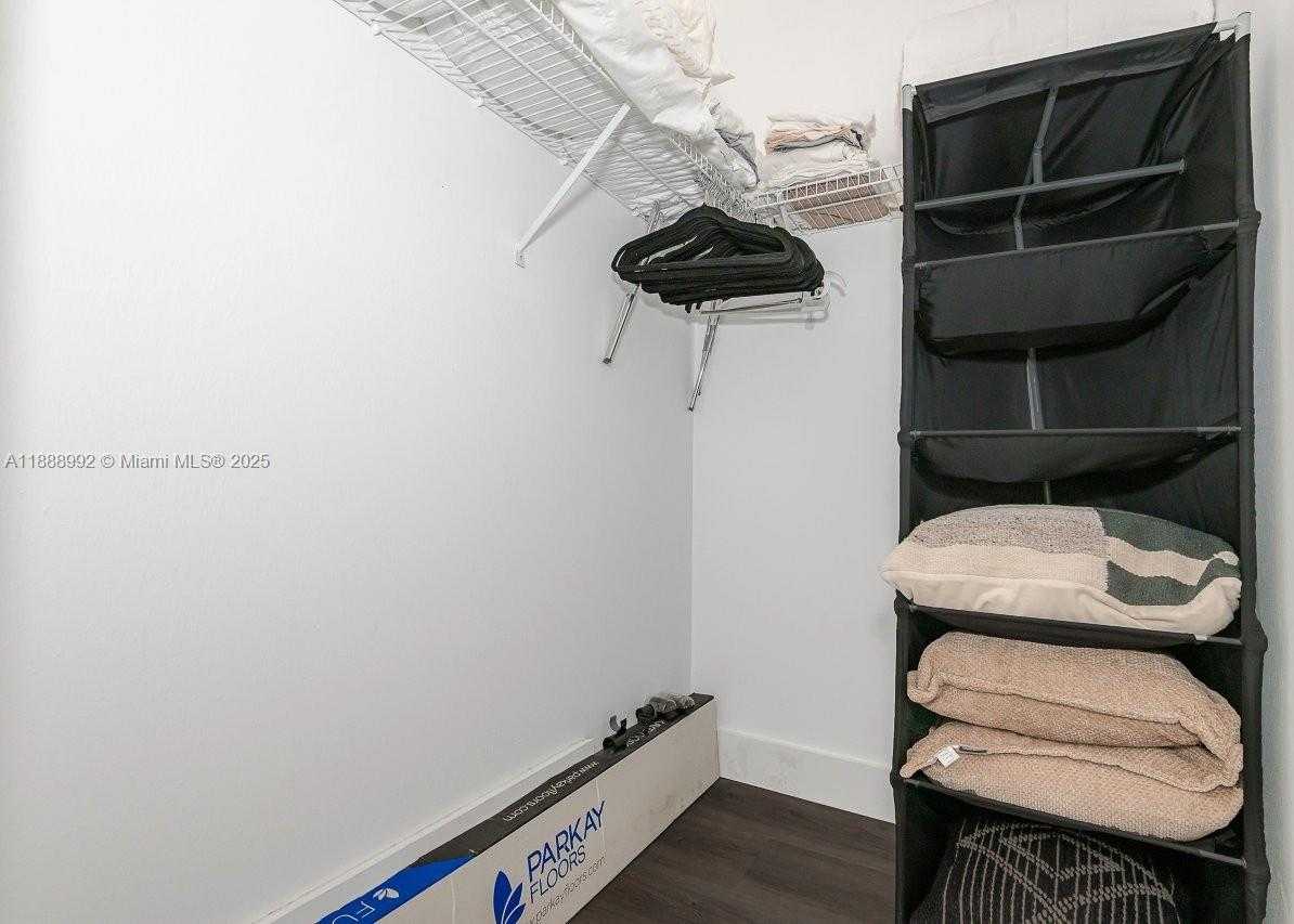 Small Image of 2301 COLLINS AVE #333, Miami Beach Number 24